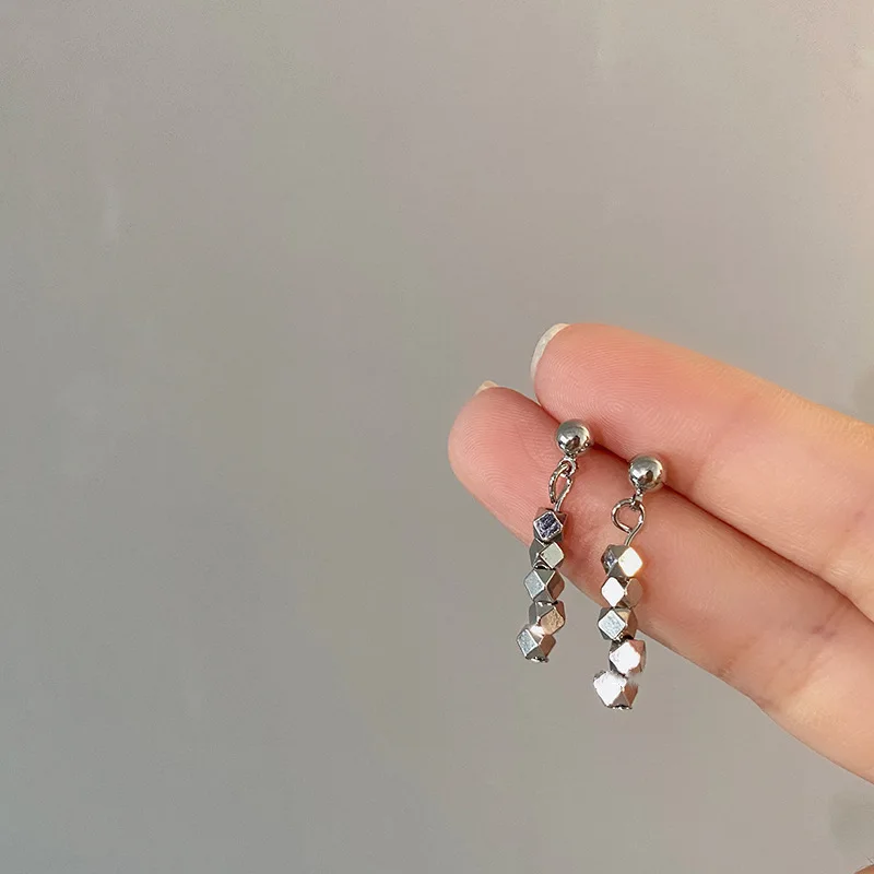 925 Sterling Silver Block Wedding Hoop Earrings For Women Engagement Elegant Luxury Jewelry Wholesale Prevent Allergies
925 Sterling Silver Block Wedding Hoop Earrings For Women Engagement Elegant Luxury Jewelry Wholesale Prevent Allergies