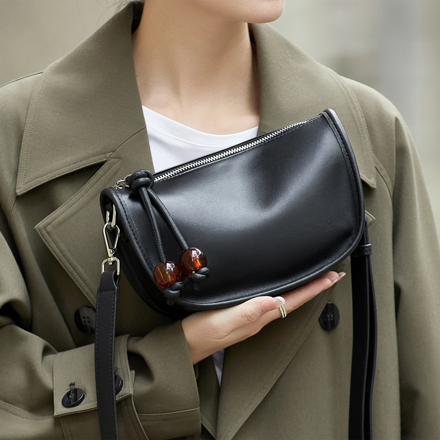 Limited Handcraft Real Leather Bag Classic Black Color Leather Messenger Shoulder Bags Women Flap Female Fashion 2026#SC2177
Limited Handcraft Real Leather Bag Classic Black Color Leather Messenger Shoulder Bags Women Flap Female Fashion 2026#SC2177