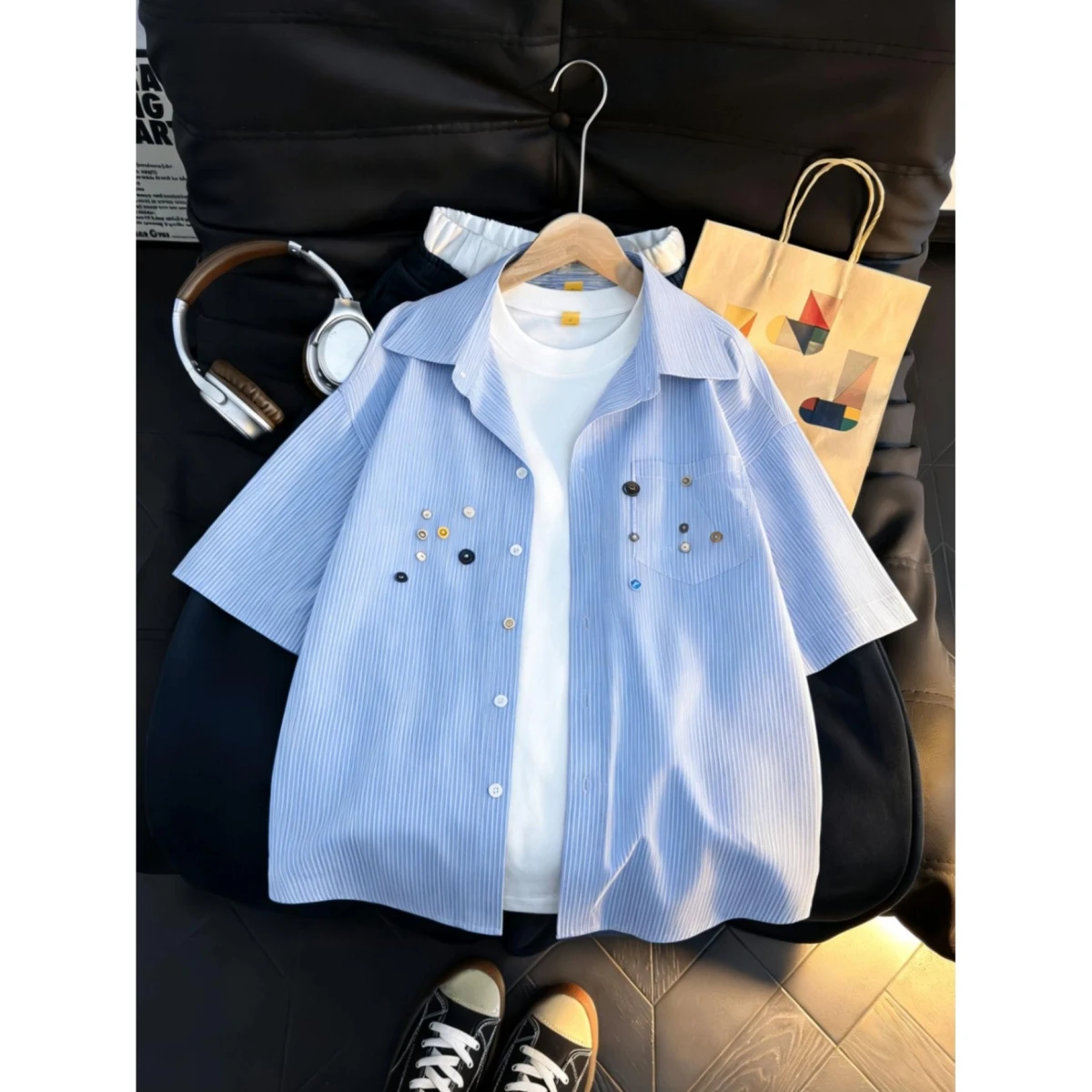 American Style Blue Striped Shirt Short Sleeve Button Design Couple Sensation Casual Fashion Polyester Fiber Shirt
American Style Blue Striped Shirt Short Sleeve Button Design Couple Sensation Casual Fashion Polyester Fiber Shirt