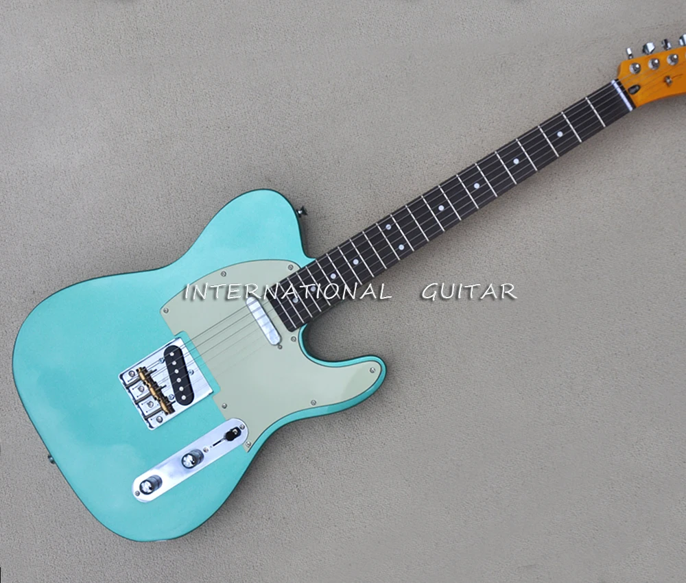 6 Strings Metal Green Electric Guitar with White Pickguard,Rosewood Fretboard,22 Frets
6 Strings Metal Green Electric Guitar with White Pickguard,Rosewood Fretboard,22 Frets
