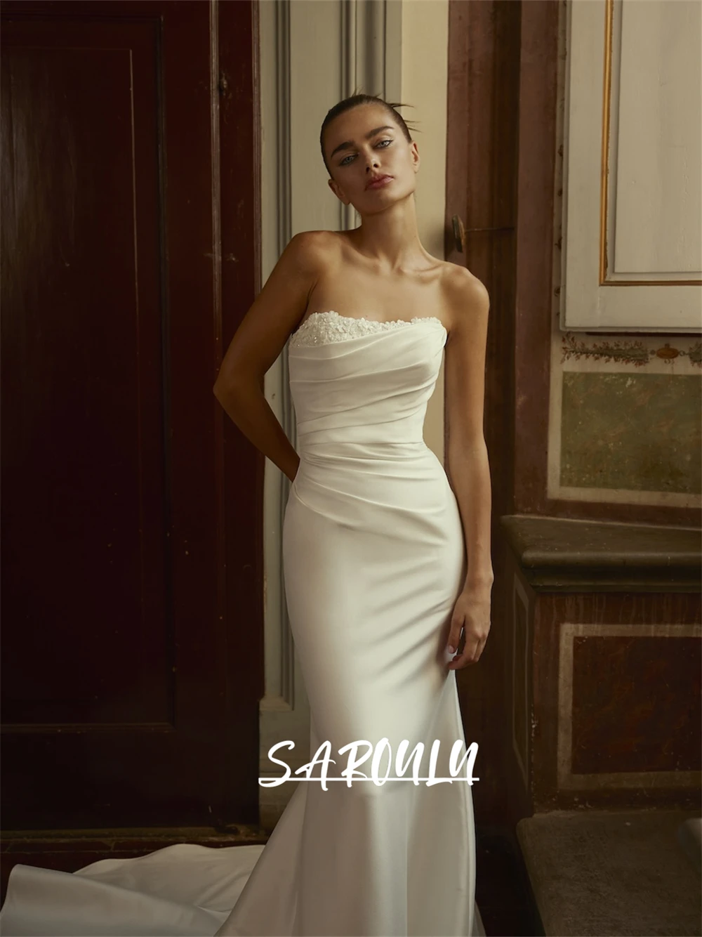 Chic Satin Bride Dresses with Flowers Details, Strapless Pleated Sheath Long Wedding Dress for Women, Customized Cheap Brdal
Chic Satin Bride Dresses with Flowers Details, Strapless Pleated Sheath Long Wedding Dress for Women, Customized Cheap Brdal