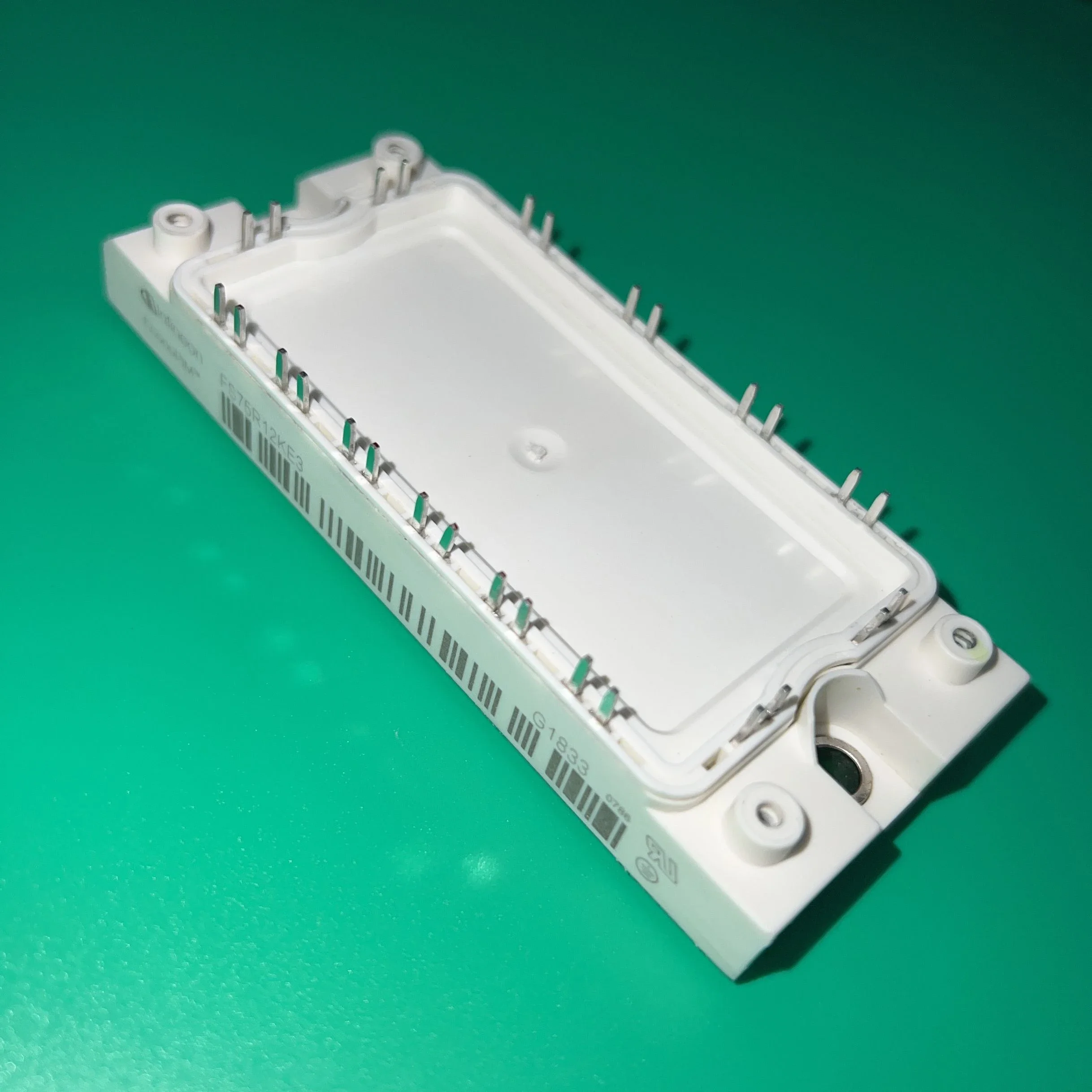 FS75R12KE3 IGBT FS75R12KE 3 105A 1200 В с низкой мощностью ECONO AG-ECONO2B-311 FS75R12 KE3 FS75R 12KE3 FS75 R12KE3 FS 75R12KE3 F575R12KE3
FS75R12KE3 IGBT FS75R12KE 3 105A 1200 В с низкой мощностью ECONO AG-ECONO2B-311 FS75R12 KE3 FS75R 12KE3 FS75 R12KE3 FS 75R12KE3 F575R12KE3
