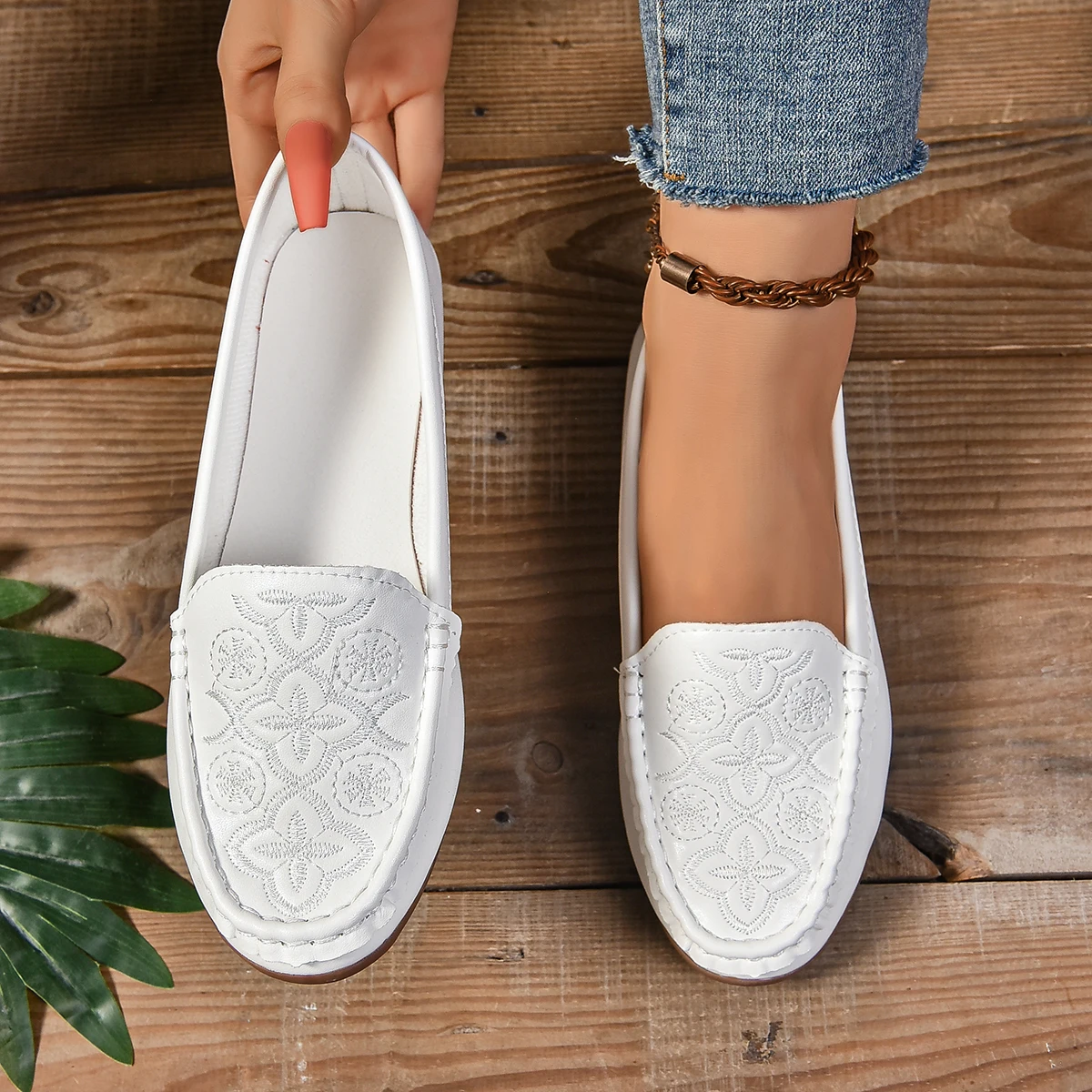 Women Flat Shoes 2024 Spring New Casual Single Shoes Large Size Round Head Loafers Flat Bottom Soft Sole Shoes Zapatos De Mujer
Women Flat Shoes 2024 Spring New Casual Single Shoes Large Size Round Head Loafers Flat Bottom Soft Sole Shoes Zapatos De Mujer