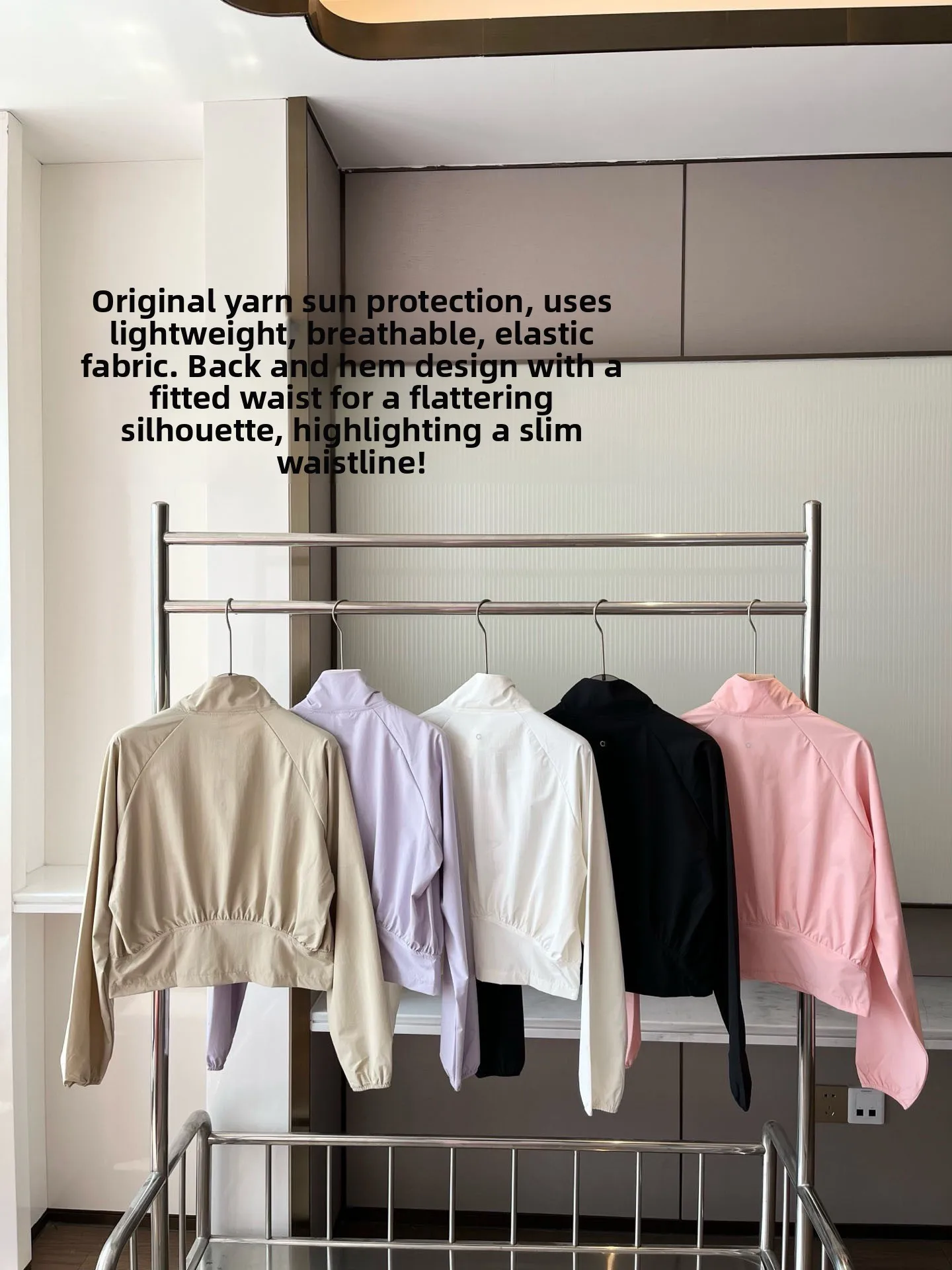Summer 2026 Women's Quick Dry UV Protection Short Jacket Long Sleeve Zipper Stand Collar Slimming Outerwear Casual Style
Summer 2026 Women's Quick Dry UV Protection Short Jacket Long Sleeve Zipper Stand Collar Slimming Outerwear Casual Style