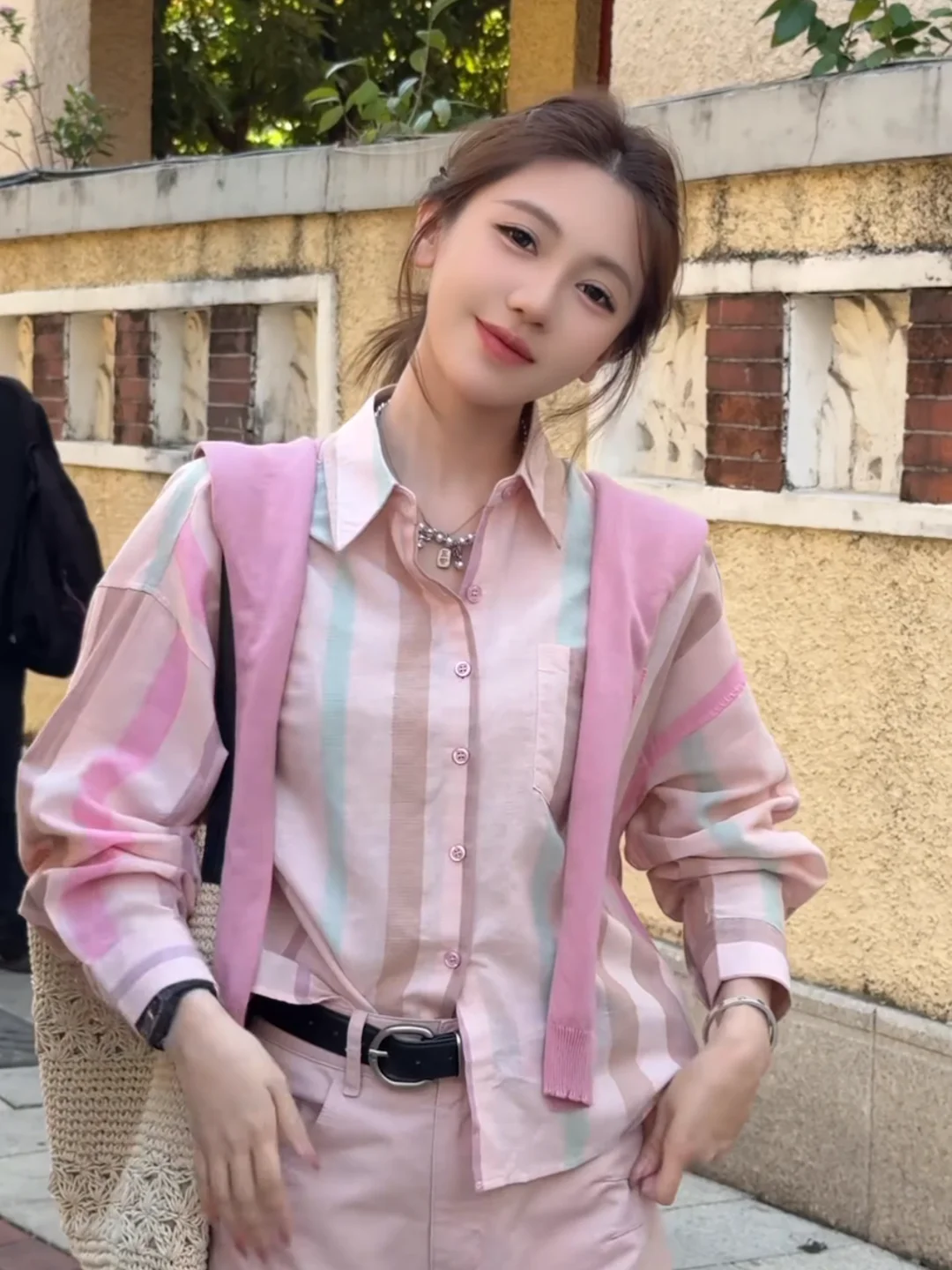 Casual Fashionable Striped Long Sleeve Shirt Women's Top Early Spring Versatile Color Block Collar Stand up Cotton Blend Shirt
Casual Fashionable Striped Long Sleeve Shirt Women's Top Early Spring Versatile Color Block Collar Stand up Cotton Blend Shirt