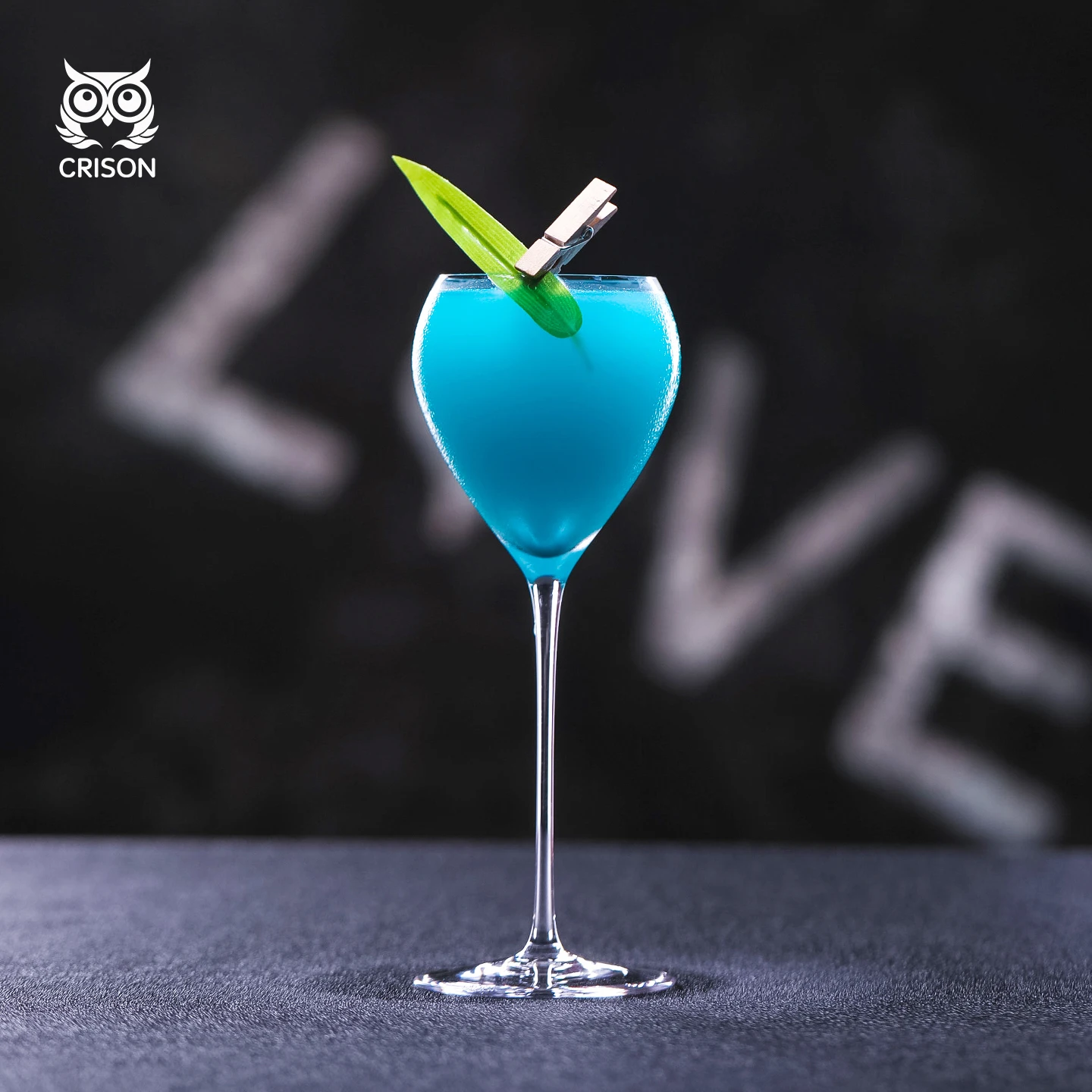 CT2901 CRISON Love shaped cocktail cup Japanese crystal champagne glass Wine cup Bartender's cup for home drinking utensil180ml
CT2901 CRISON Love shaped cocktail cup Japanese crystal champagne glass Wine cup Bartender's cup for home drinking utensil180ml