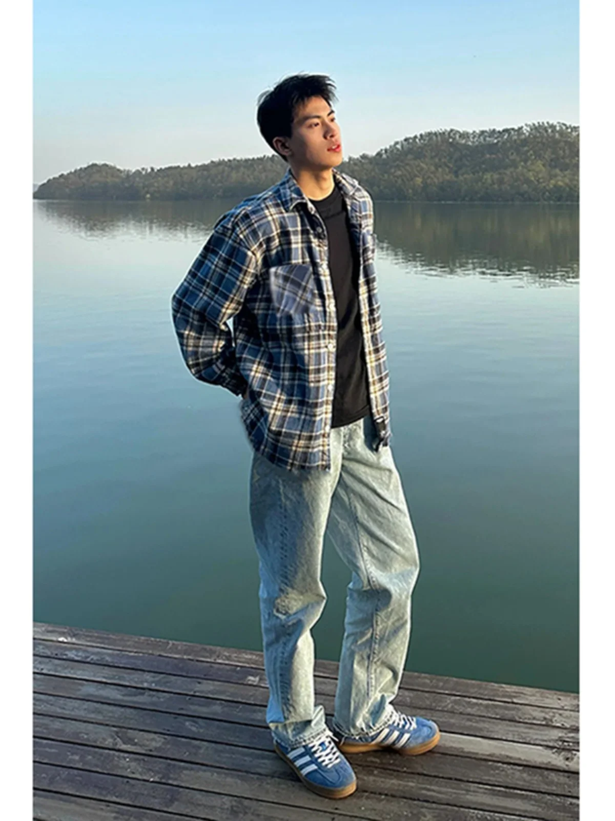 Японская клетчатая рубашка с длинным рукавом для мужчин, осенне-зимняя верхняя одежда, мужская одежда в стиле ретро, новая рубашка для молодежи на все сезоны
Японская клетчатая рубашка с длинным рукавом для мужчин, осенне-зимняя верхняя одежда, мужская одежда в стиле ретро, новая рубашка для молодежи на все сезоны