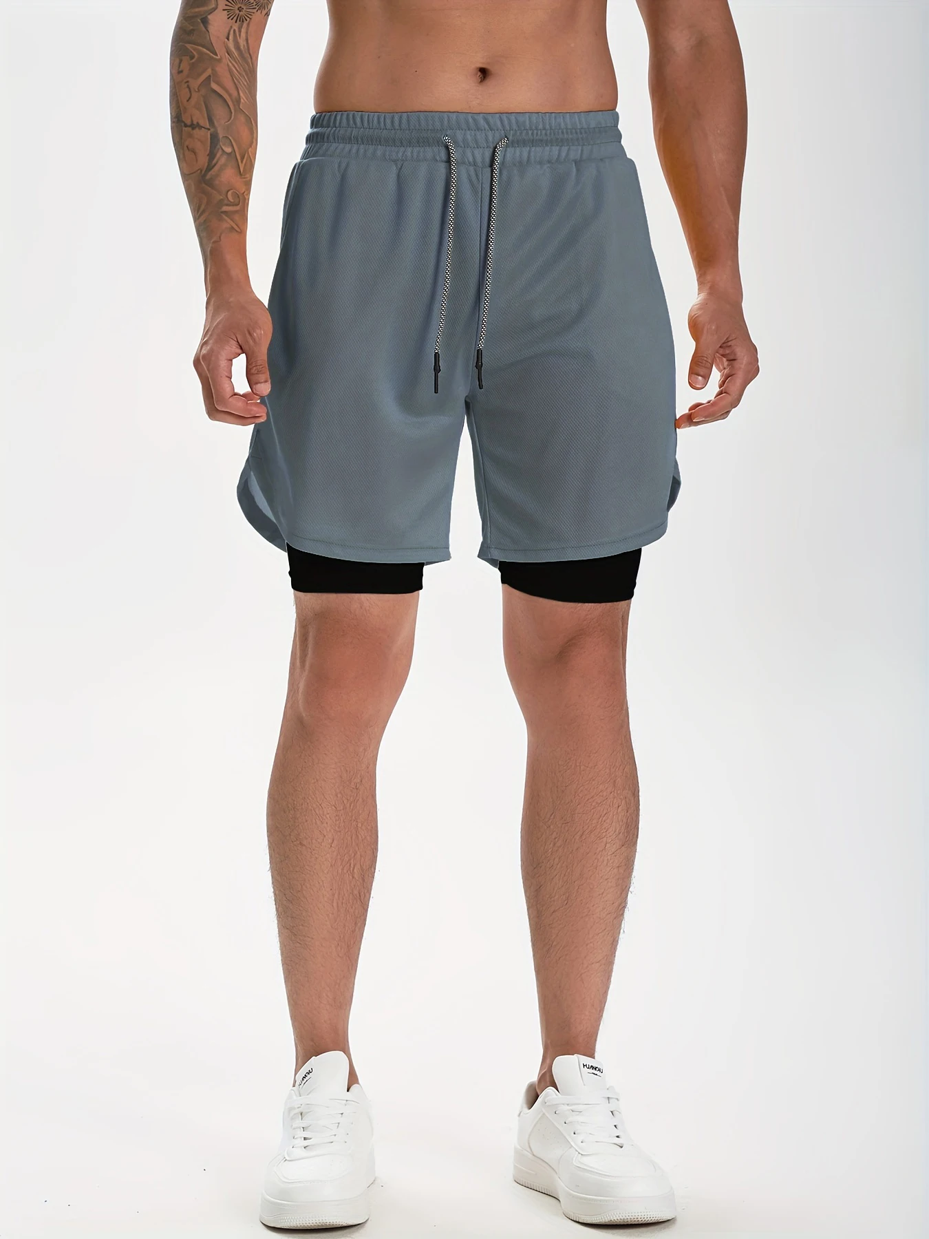 Мужские шорты для бега для фитнеса, спорта, отдыха и активного отдыха. Свободные двухслойные шорты с несколькими карманами и американской корзиной.
Мужские шорты для бега для фитнеса, спорта, отдыха и активного отдыха. Свободные двухслойные шорты с несколькими карманами и американской корзиной.