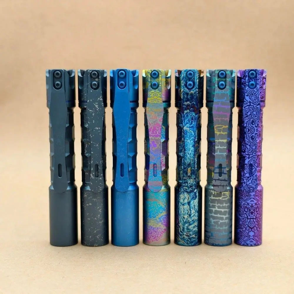 Фонарик Reylight Pineapple Mini MK3 -Ti Krystal- с анодированным корпусом, светодиодный, миниатюрный, перезаряжаемый, на брелоке
Фонарик Reylight Pineapple Mini MK3 -Ti Krystal- с анодированным корпусом, светодиодный, миниатюрный, перезаряжаемый, на брелоке