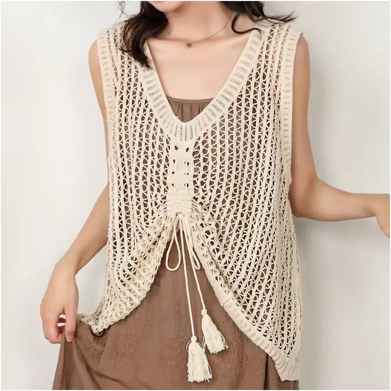 2025 New Crochet Knitted Tank Top for Women Sheer Open-knit V-Neck Sleeveless Cover Up with Tassel Knitwear Summer Outfit Z123
2025 New Crochet Knitted Tank Top for Women Sheer Open-knit V-Neck Sleeveless Cover Up with Tassel Knitwear Summer Outfit Z123