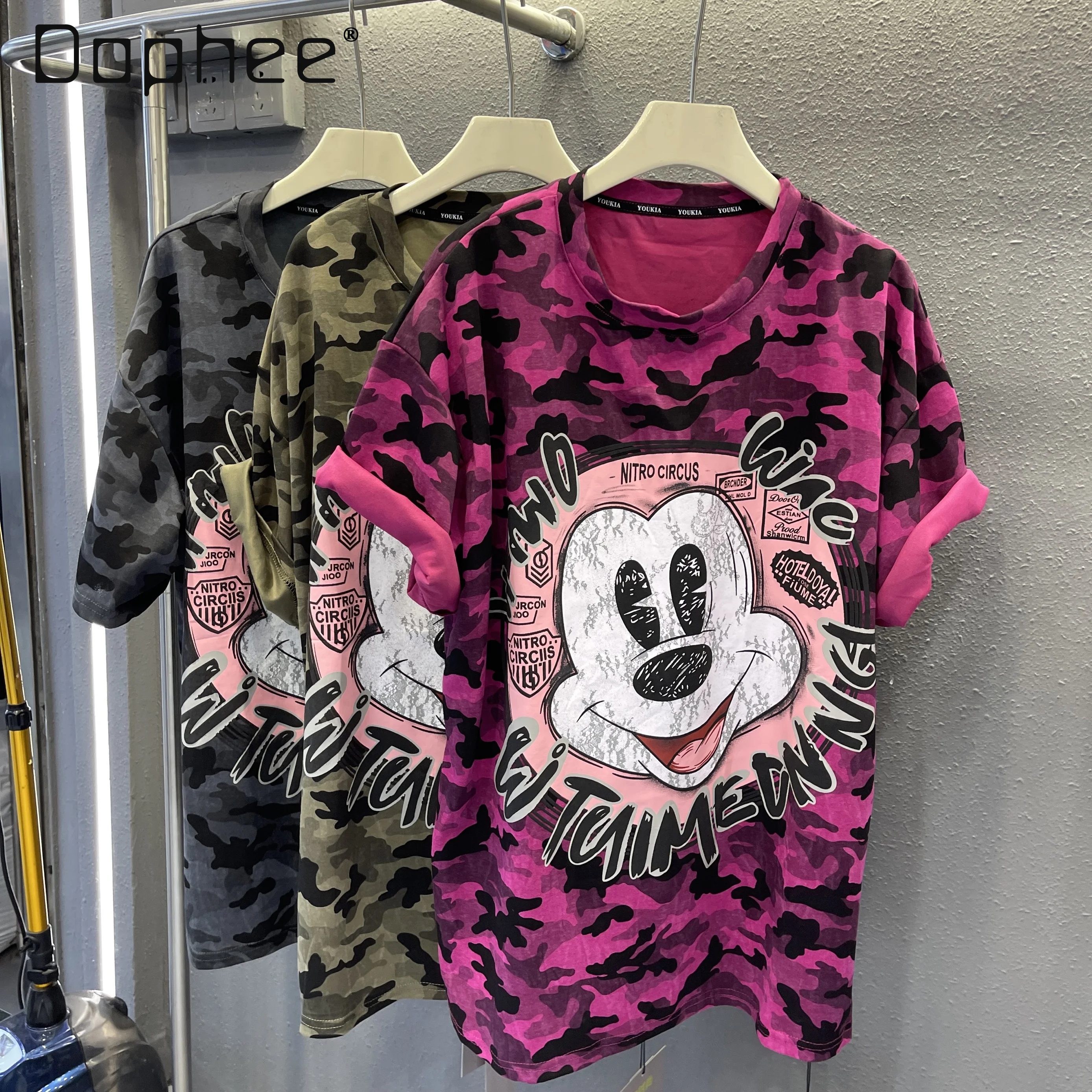 European Loose Versatile Camouflage Short-sleeved T-shirt Women's Summer 2025 New Design Versatile Top Cartoon Women Clothing
European Loose Versatile Camouflage Short-sleeved T-shirt Women's Summer 2025 New Design Versatile Top Cartoon Women Clothing