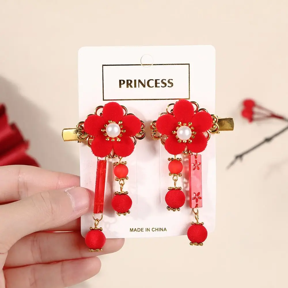 Chinese Style Children's New Year Hairpin Hanfu Headwear Cute New Year Barrettes Tang Suit Sweet Red Bow Hair Clip Kids
Chinese Style Children's New Year Hairpin Hanfu Headwear Cute New Year Barrettes Tang Suit Sweet Red Bow Hair Clip Kids