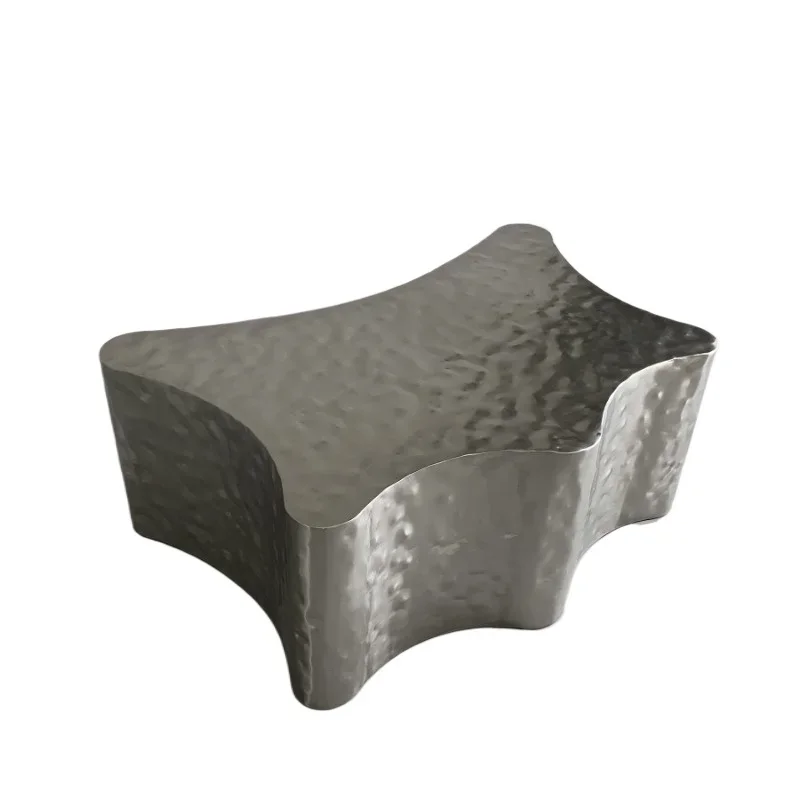 Italian light luxury water corrugated stainless steel living room coffee table villa model room bar homestay
Italian light luxury water corrugated stainless steel living room coffee table villa model room bar homestay