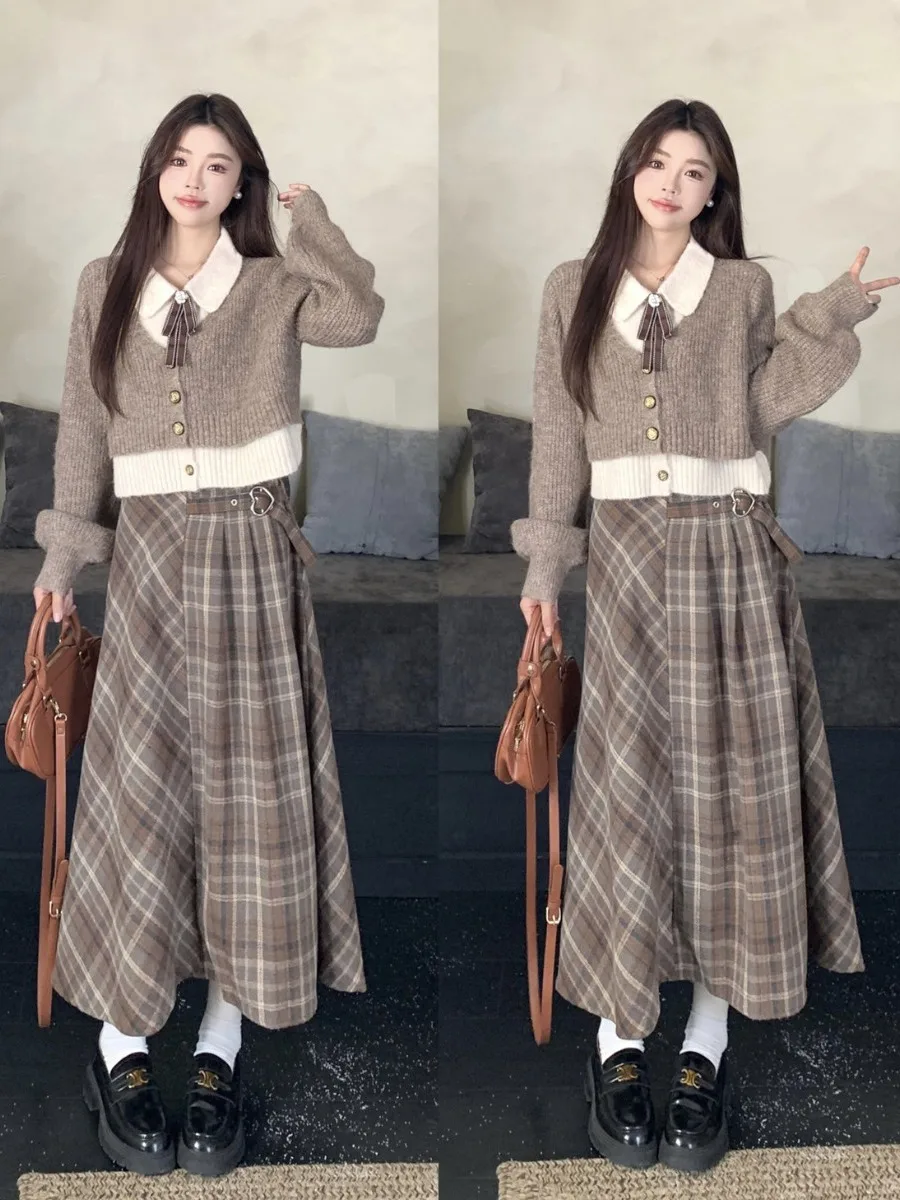 plus Size Neck Knitted Sweater Soft Plaid Skirt Women's Autumn Fashion College Style Gentle Large Size Set Polyeste...
plus Size Neck Knitted Sweater Soft Plaid Skirt Women's Autumn Fashion College Style Gentle Large Size Set Polyeste...