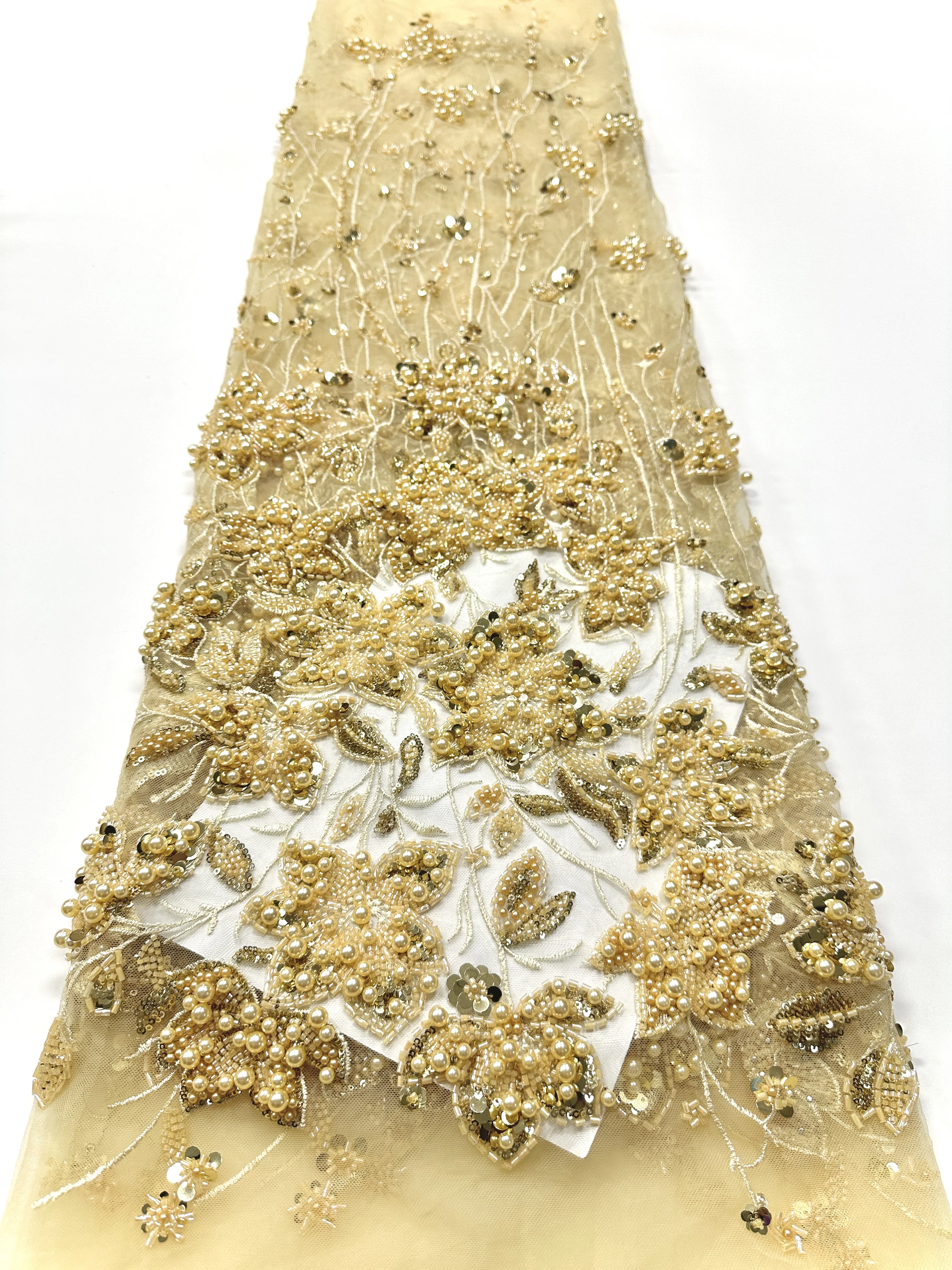 Африканские роскошные кружевные ткани с пайетками 2026: Новейшая тяжелая французская сетчатая ткань с крупной вышивкой бисером для свадебных нарядов
Африканские роскошные кружевные ткани с пайетками 2026: Новейшая тяжелая французская сетчатая ткань с крупной вышивкой бисером для свадебных нарядов