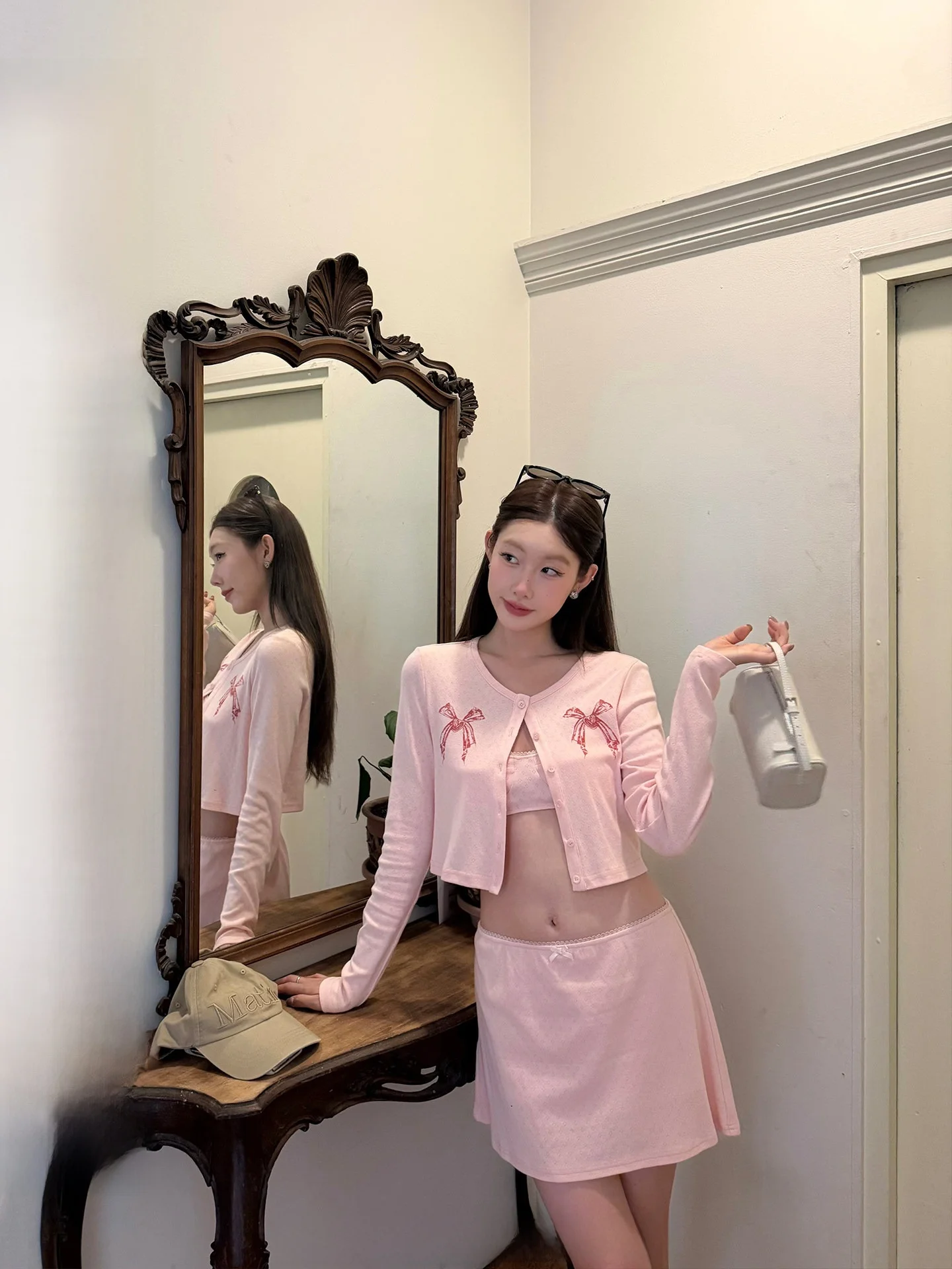 Ranwear Sweet Heart Print Knot Short Vest And Skirt Set Women's Fashion Summer Outfit Floral Embellished A-Line Skirt
Ranwear Sweet Heart Print Knot Short Vest And Skirt Set Women's Fashion Summer Outfit Floral Embellished A-Line Skirt