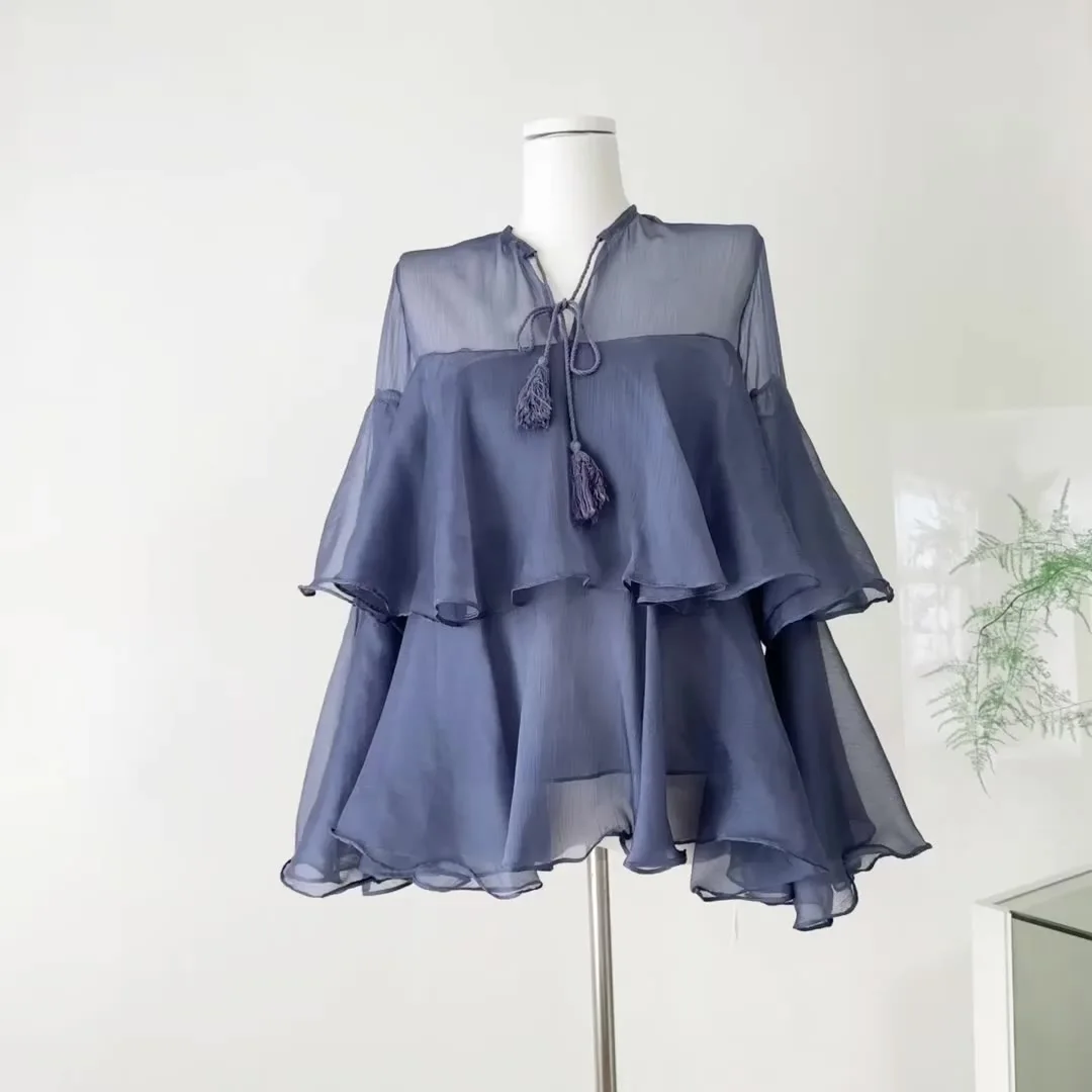Women's retro gentle temperament design sense ruffle edge shirt casual lace up cake chiffon Y2K long sleeved top 2025
Women's retro gentle temperament design sense ruffle edge shirt casual lace up cake chiffon Y2K long sleeved top 2025