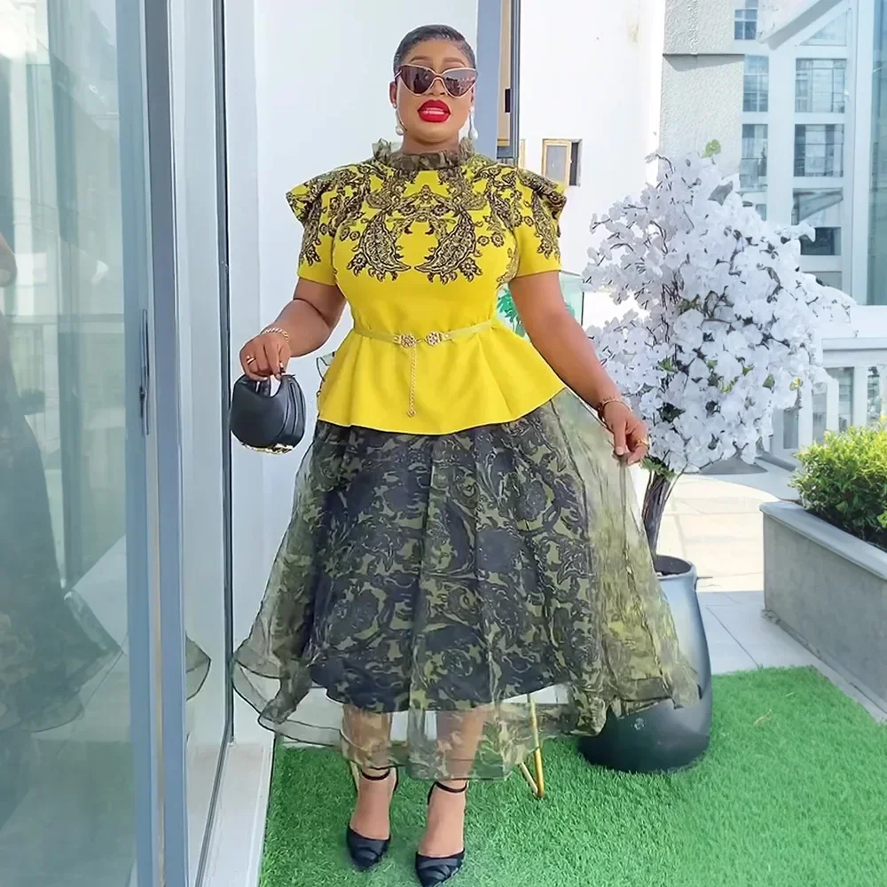 African Clothes for Women 2 PCS Sets Tops And Skirts Suits Dashiki Ankara Outfits Gown Plus Size Wedding Party Dresses 2025
African Clothes for Women 2 PCS Sets Tops And Skirts Suits Dashiki Ankara Outfits Gown Plus Size Wedding Party Dresses 2025