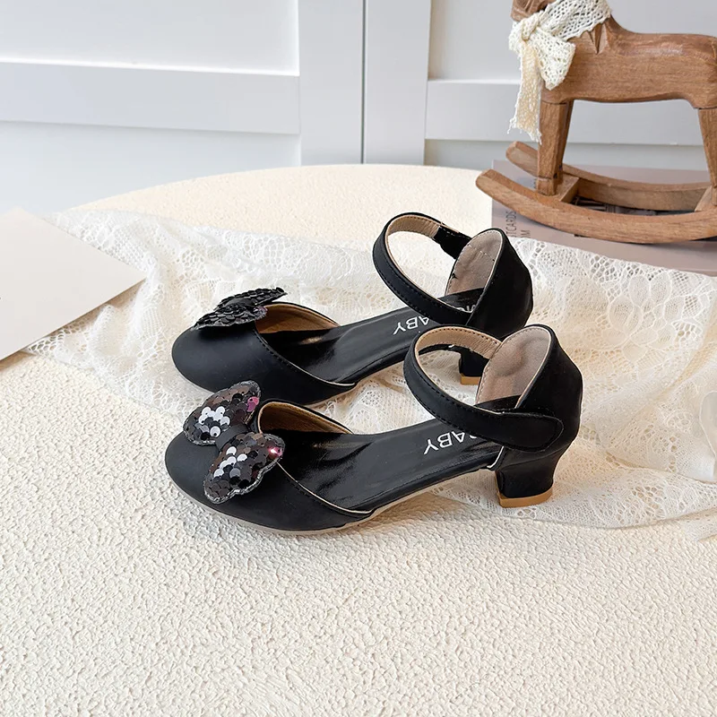 Fashion Plus Size Girls Princess Shoes 2026 Summer New Low Heel Kids Sandals Simple Versatile Bow Girls Leather Shoes Sandalias
Fashion Plus Size Girls Princess Shoes 2026 Summer New Low Heel Kids Sandals Simple Versatile Bow Girls Leather Shoes Sandalias
