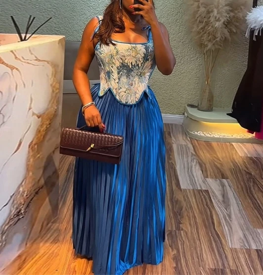 Elegant Party Dresses Woman Sexy New Sweet and Fresh Printed Waist Collection Tank Top High Waist Pleated Skirt Two Piece Set
Elegant Party Dresses Woman Sexy New Sweet and Fresh Printed Waist Collection Tank Top High Waist Pleated Skirt Two Piece Set