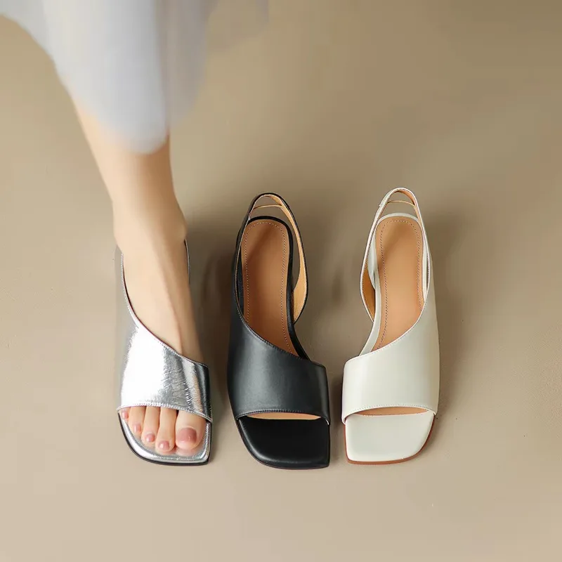 Summer Women's Square Open Toe Hollow Out Breathable Comfortable Vintage Sandals Women Fashion Casual Beach Block Heel Sandals
Summer Women's Square Open Toe Hollow Out Breathable Comfortable Vintage Sandals Women Fashion Casual Beach Block Heel Sandals