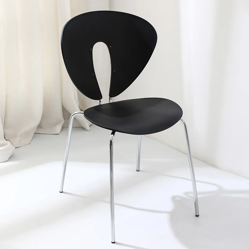 Plastic home dining chairs, light luxury, high-end design, backrest leisure chairs, Internet celebrity chairs, commercial desser
Plastic home dining chairs, light luxury, high-end design, backrest leisure chairs, Internet celebrity chairs, commercial desser