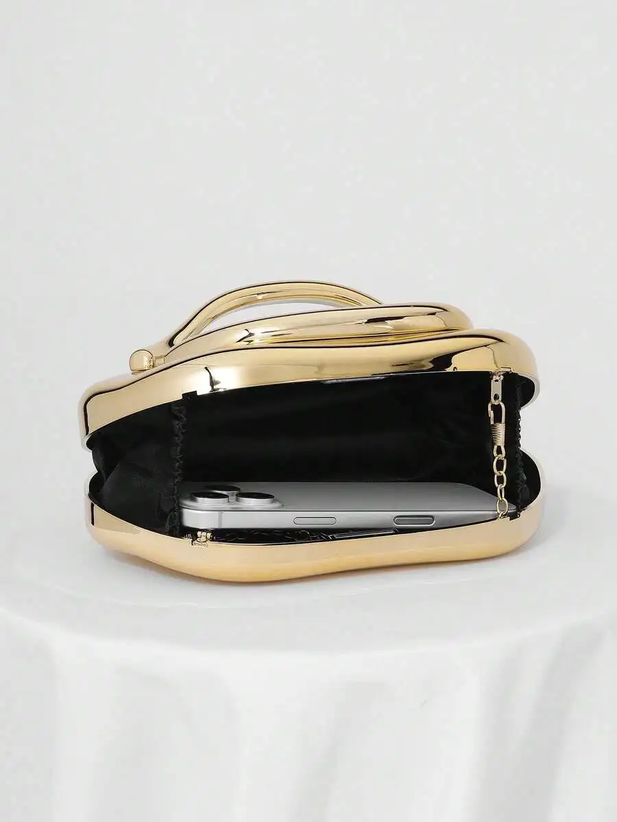 Vintage Metal Frame Clutch Bag For Evening Party Wedding Formal Occasion
Vintage Metal Frame Clutch Bag For Evening Party Wedding Formal Occasion
