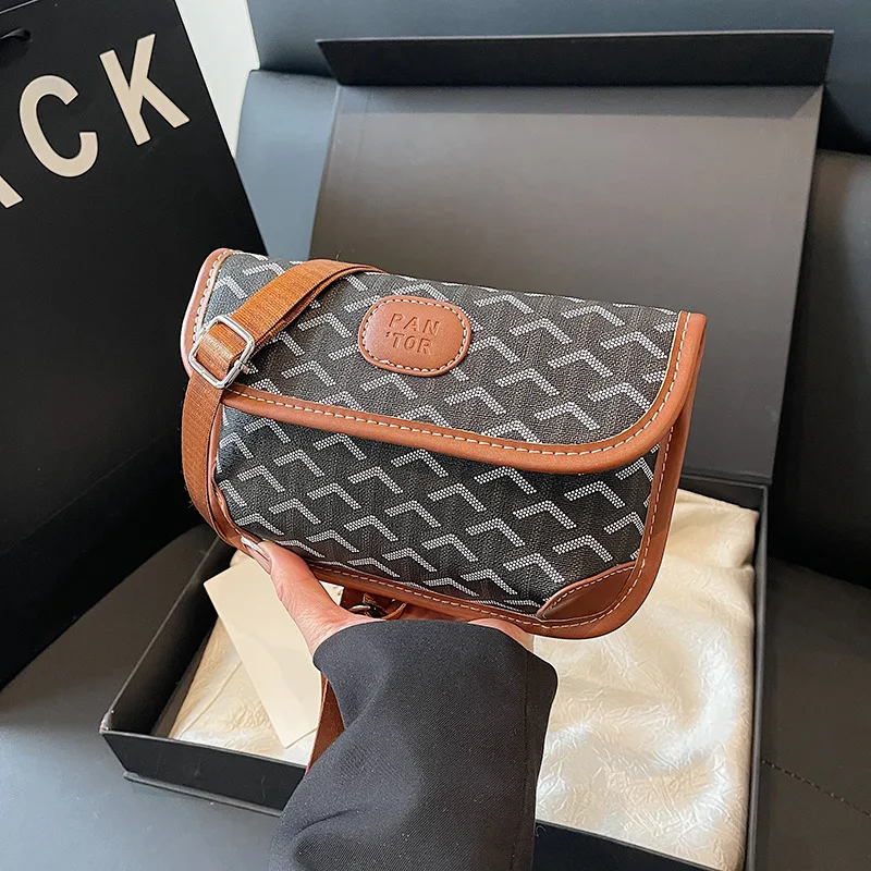 Niche Design Flap Envelope Bag for Women High-End Shoulder Crossbody Purse Trendy Chic Versatile Daily Party Handbag
Niche Design Flap Envelope Bag for Women High-End Shoulder Crossbody Purse Trendy Chic Versatile Daily Party Handbag