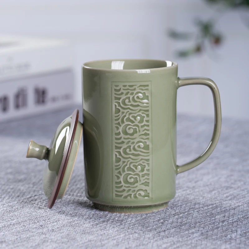 Handmade Longquan Blue Porcelain Cerc Water Cup Large Capaci Tea Cup for Office And Home Use with Lid for Brewing Tea
Handmade Longquan Blue Porcelain Cerc Water Cup Large Capaci Tea Cup for Office And Home Use with Lid for Brewing Tea