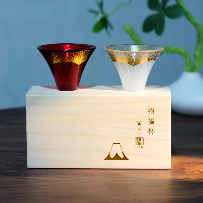 Mount Fuji Cup Gold Foil Crystal Glass Sake Cup Premium Japanese Wood Box Light Luxury Small Wine Glass High Value Gift
Mount Fuji Cup Gold Foil Crystal Glass Sake Cup Premium Japanese Wood Box Light Luxury Small Wine Glass High Value Gift