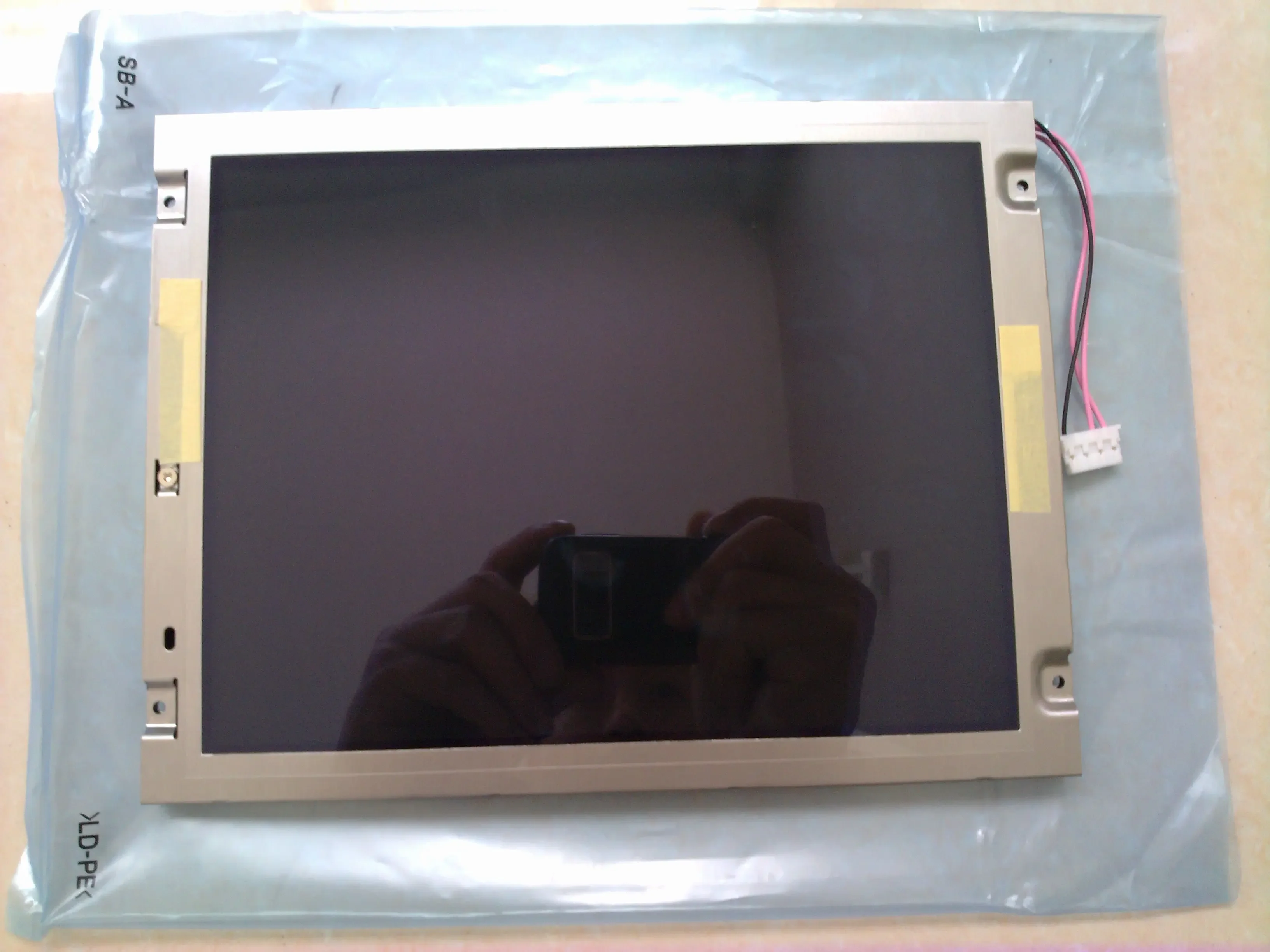 8.4-inch Industrial LCD Display Screen NL8060BC21-03 800*600 Resolution 100% Tested Fast Shipping
8.4-inch Industrial LCD Display Screen NL8060BC21-03 800*600 Resolution 100% Tested Fast Shipping