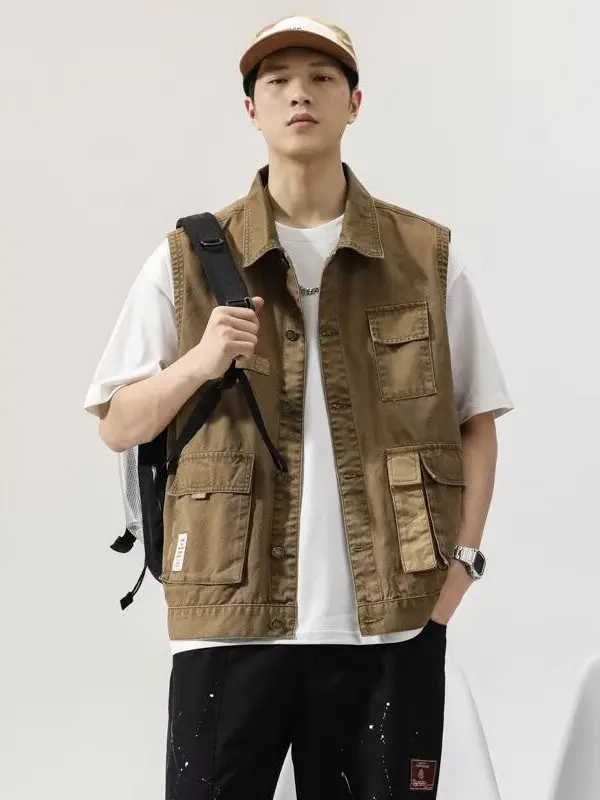 Американская рабочая одежда в стиле ретро, джинсовый жилет, мужской воротник, модный брендовый многоэтажный функциональный свободный мужской жилет с накладками на плечах Jaet
Американская рабочая одежда в стиле ретро, джинсовый жилет, мужской воротник, модный брендовый многоэтажный функциональный свободный мужской жилет с накладками на плечах Jaet