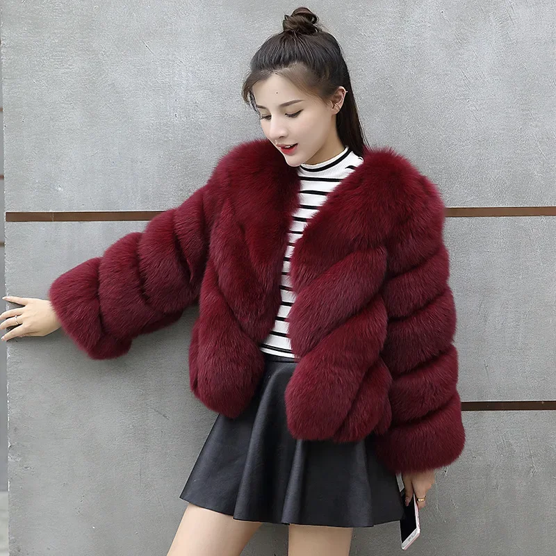 Luxury Autumn Winter Women Coats Faux Fur Thick Warm New Imitation Fox Hair Regular Style Slim Fit and Slimming Women's Clothing
Luxury Autumn Winter Women Coats Faux Fur Thick Warm New Imitation Fox Hair Regular Style Slim Fit and Slimming Women's Clothing
