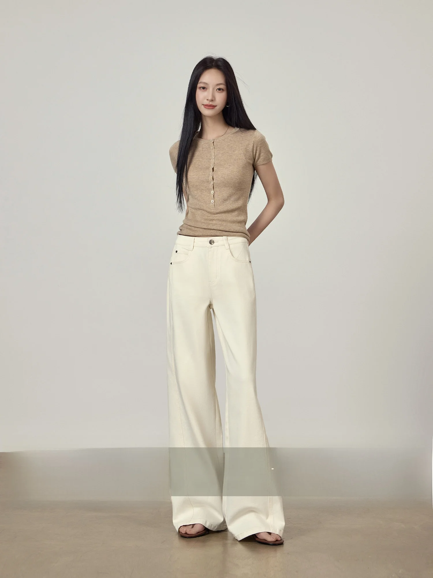Slimming White Denim Jeans Women's Loose Drapey Wide Leg Pants Summer New Style Comfortable Breathable Natural Waist Jeans
Slimming White Denim Jeans Women's Loose Drapey Wide Leg Pants Summer New Style Comfortable Breathable Natural Waist Jeans