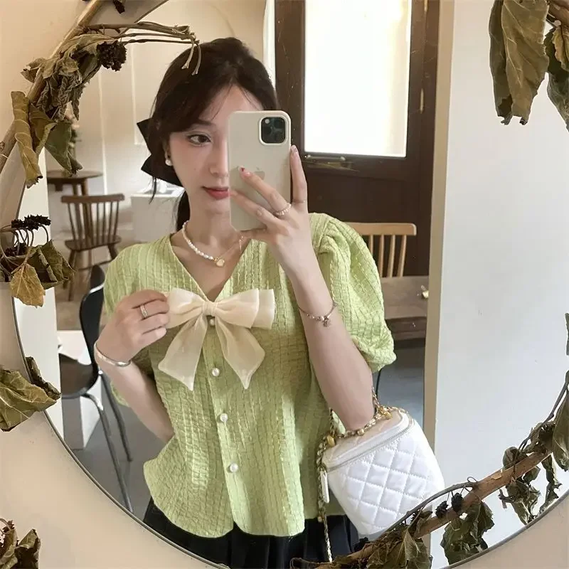 Sweet French Style Shirts Women Loose Bow Temperament Puff Sleeve Office Lady Aesthetic Crop Gentle New Summer Camisas All-match
Sweet French Style Shirts Women Loose Bow Temperament Puff Sleeve Office Lady Aesthetic Crop Gentle New Summer Camisas All-match