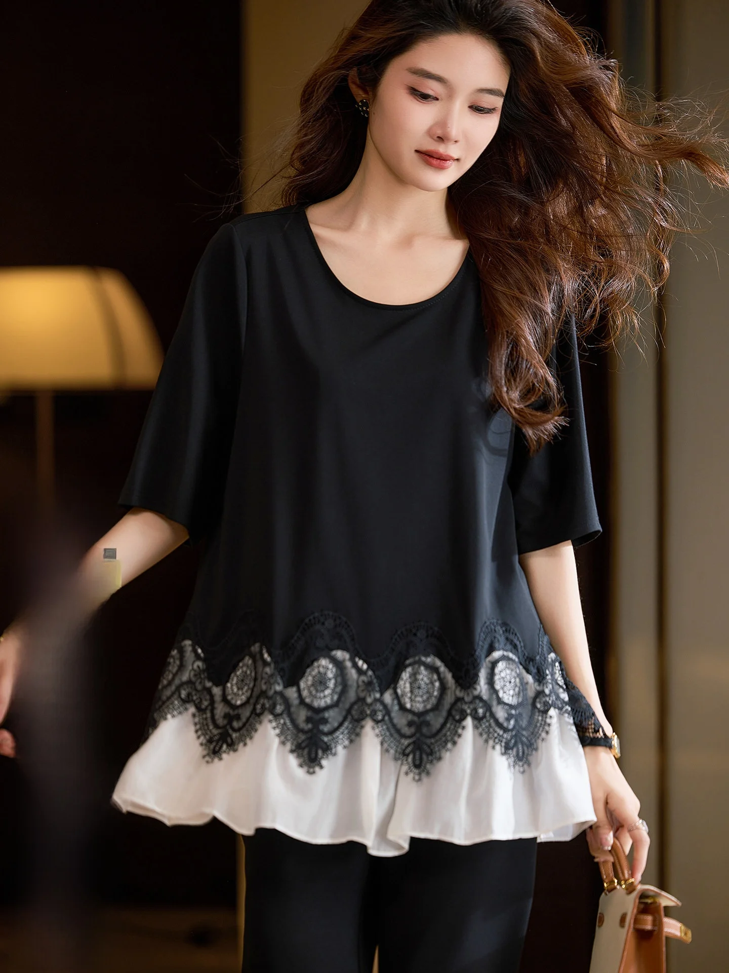 Street Style Short Sleeve T-Shirt Women's Spring Top Lace Splicing Breathable Cotton Blend Casual round Neck Tee for Ladies
Street Style Short Sleeve T-Shirt Women's Spring Top Lace Splicing Breathable Cotton Blend Casual round Neck Tee for Ladies