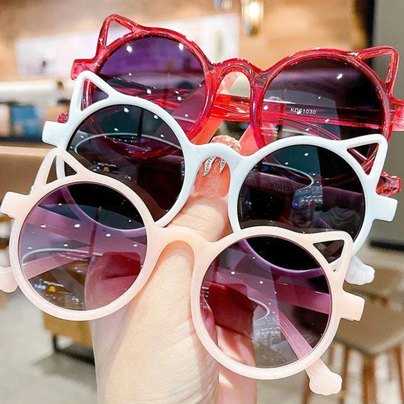 Children's Sunglasses Girls Polarized Light Shading Cute Cartoon Cat Glasses Boys Trend Personality Fashion Anti Blue Light
Children's Sunglasses Girls Polarized Light Shading Cute Cartoon Cat Glasses Boys Trend Personality Fashion Anti Blue Light