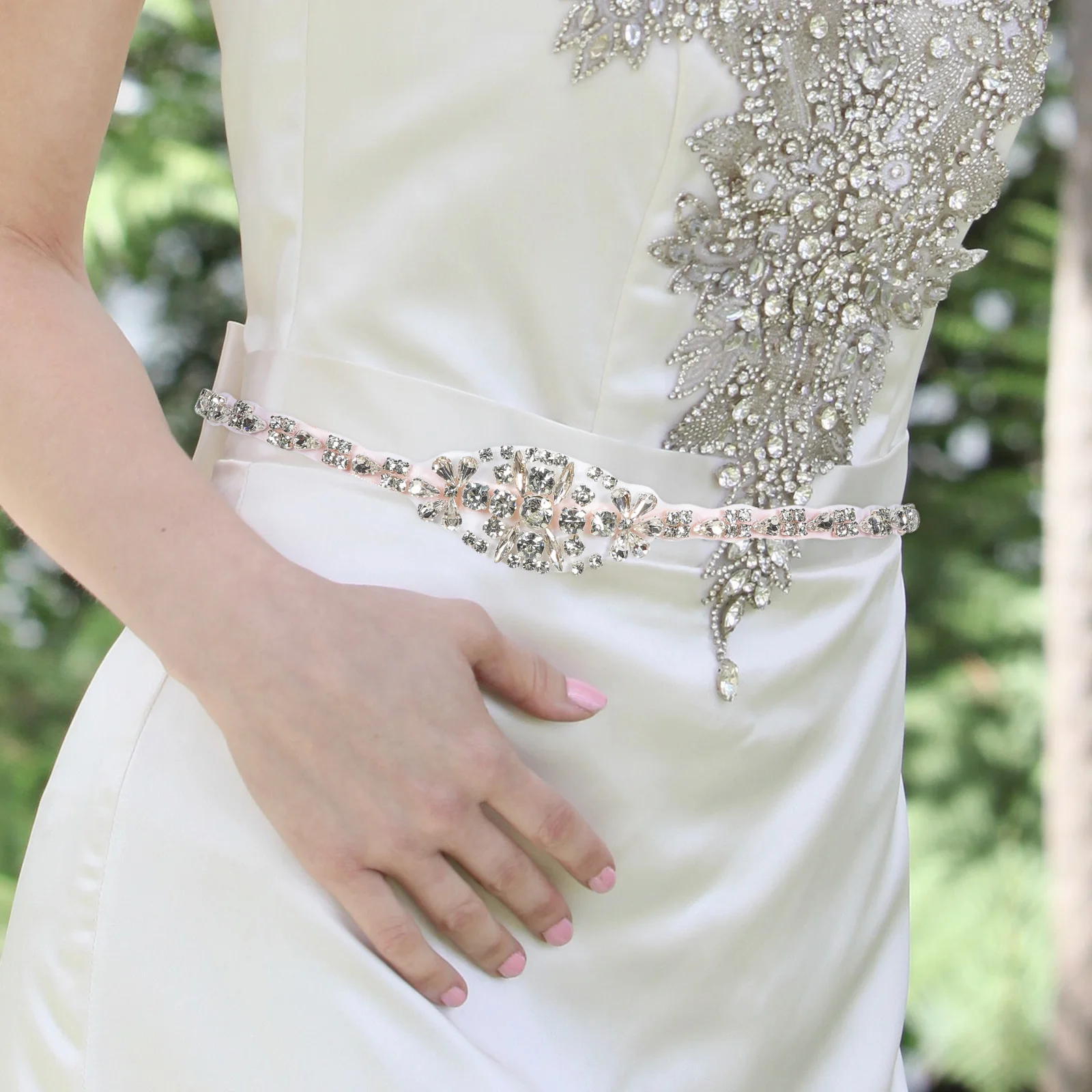 Rhinestone Belt Bridal Sash Dress Golden Rhinestones Women Belts Wedding Accessory Ribbon Waist Elegant Luxury Sizes
Rhinestone Belt Bridal Sash Dress Golden Rhinestones Women Belts Wedding Accessory Ribbon Waist Elegant Luxury Sizes