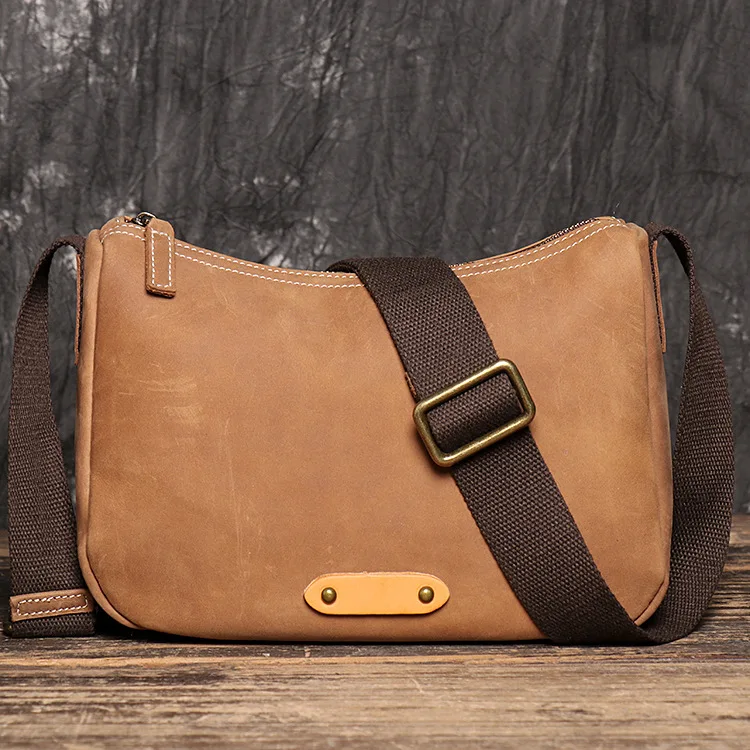 New men's retro leather shoulder messenger bag women's mad horse leather messenger bag youth fashion simple versatile trend casu
New men's retro leather shoulder messenger bag women's mad horse leather messenger bag youth fashion simple versatile trend casu