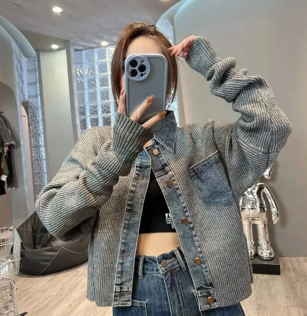 Cardigan Turn-down Collar High Quality Sweater Denim Patchwork Jacket Women Autumn and Winter Beautiful and Vintage Fashionable
Cardigan Turn-down Collar High Quality Sweater Denim Patchwork Jacket Women Autumn and Winter Beautiful and Vintage Fashionable