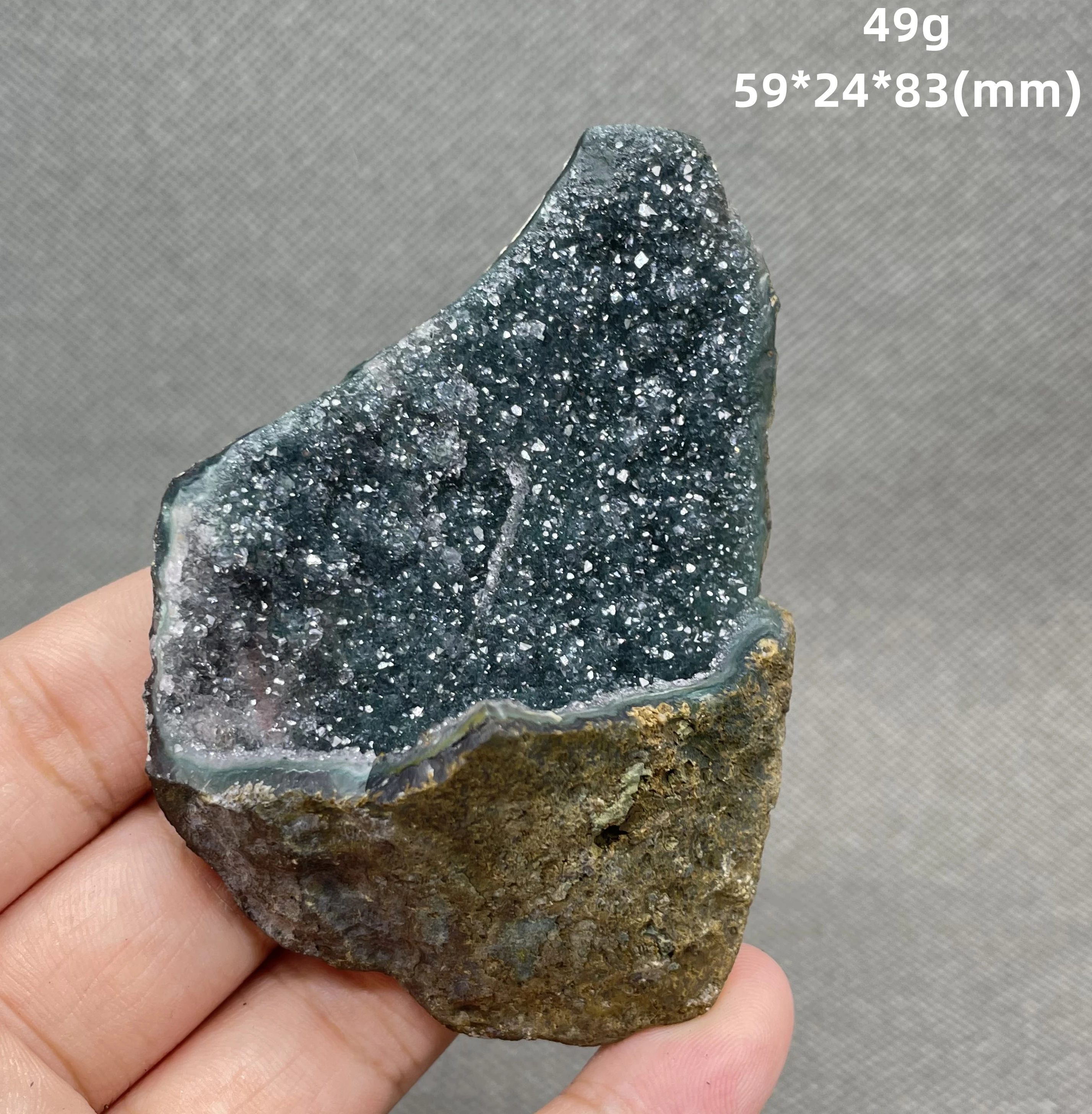 NEW! 100% Natural Brazilian crystal clusters Quartz crystals Stones and crystals Healing crystal
NEW! 100% Natural Brazilian crystal clusters Quartz crystals Stones and crystals Healing crystal