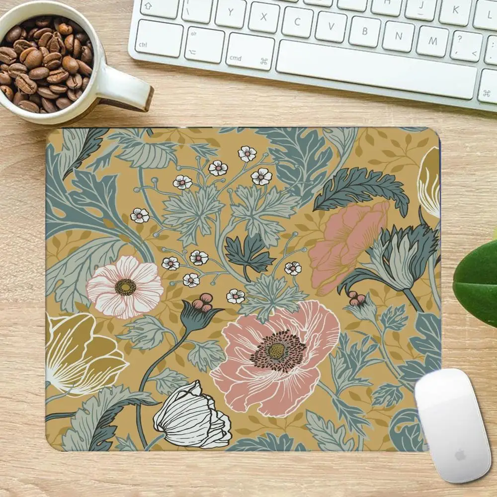 Soft Pink Peony Dot Pattern Gaming Mouse Pad, Stitched Edge Non‑Slip Large Desk Mat