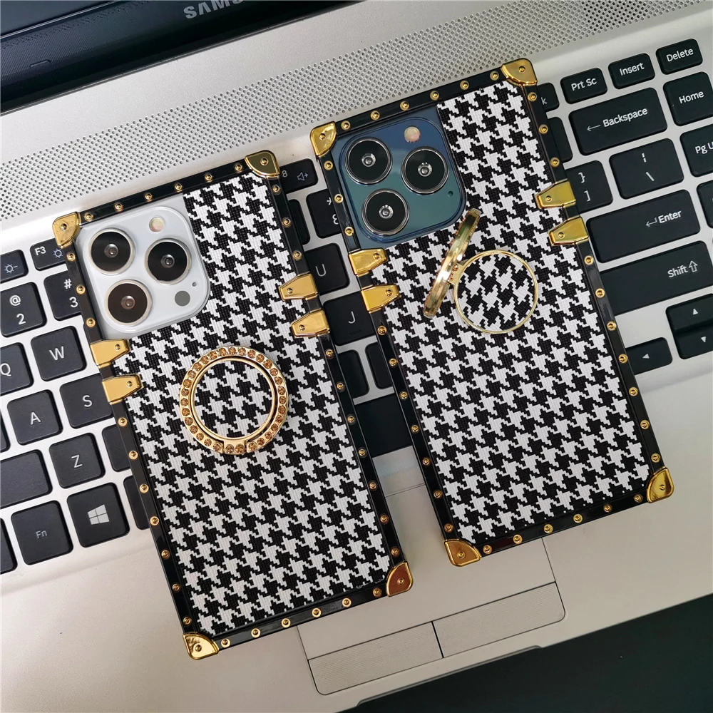 Luxury Shockproof Cover Houndstooth Pattern Women Retro Case for Samsung Galaxy S25 Ultra S24 Ultra S24 FE S22 S23 Plus S21 S20 
Luxury Shockproof Cover Houndstooth Pattern Women Retro Case for Samsung Galaxy S25 Ultra S24 Ultra S24 FE S22 S23 Plus S21 S20