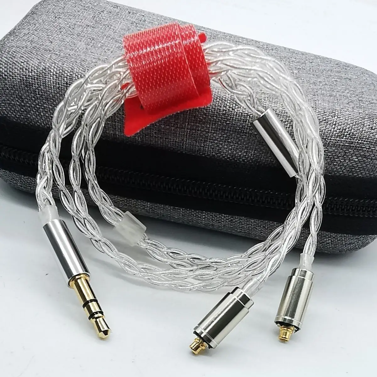 40CM Crystal Silver Audio Cable MMCX 0.78mm Pin Light High Fidelity High Resolution Bluetooth AMP Earphone Wire
40CM Crystal Silver Audio Cable MMCX 0.78mm Pin Light High Fidelity High Resolution Bluetooth AMP Earphone Wire