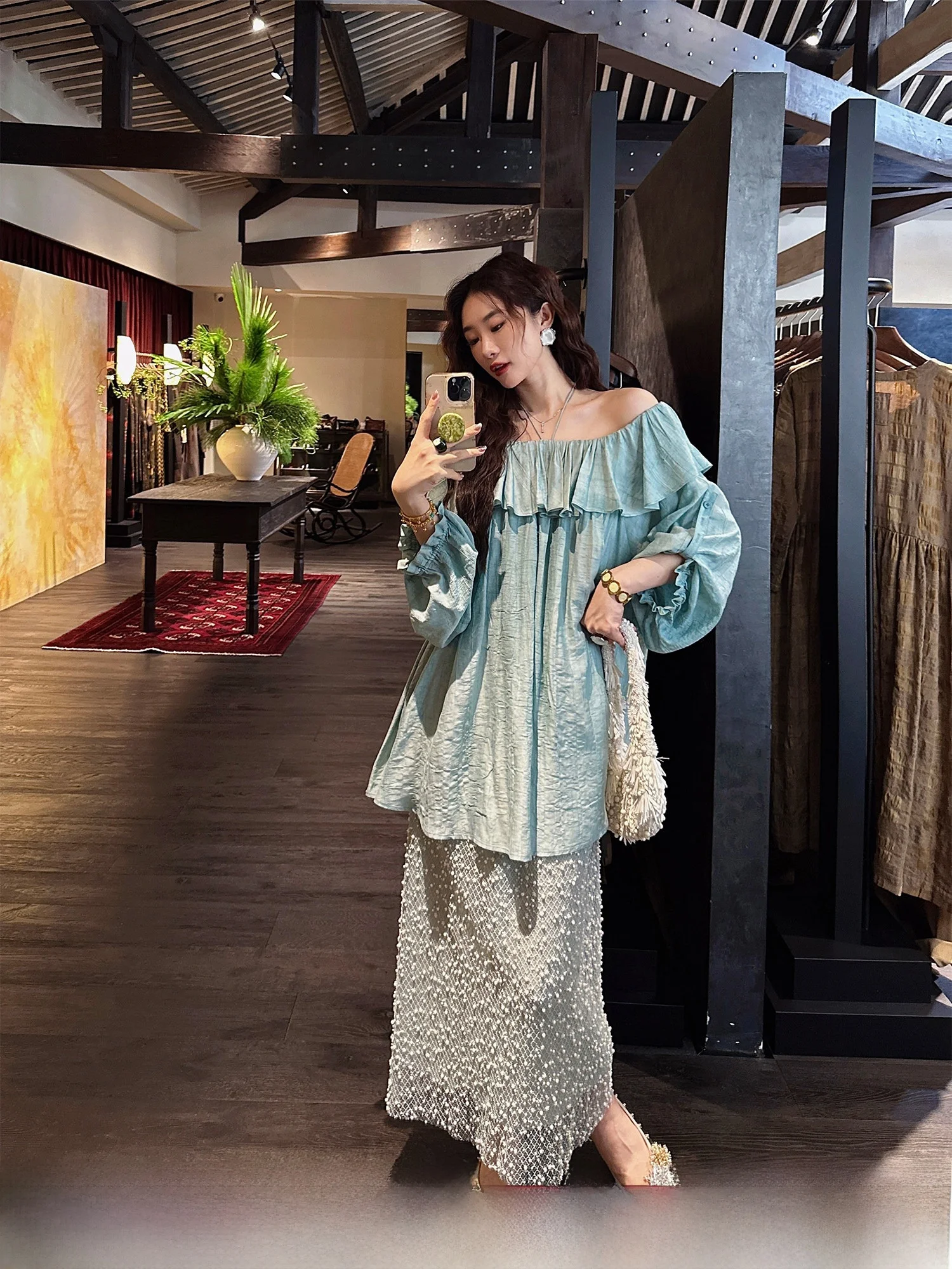 Новая китайская повседневная длинная юбка Sanji Bla Flower с вышивкой, на одно плечо, свободного кроя, с завышенной талией, А-силуэт, для женщин
Новая китайская повседневная длинная юбка Sanji Bla Flower с вышивкой, на одно плечо, свободного кроя, с завышенной талией, А-силуэт, для женщин