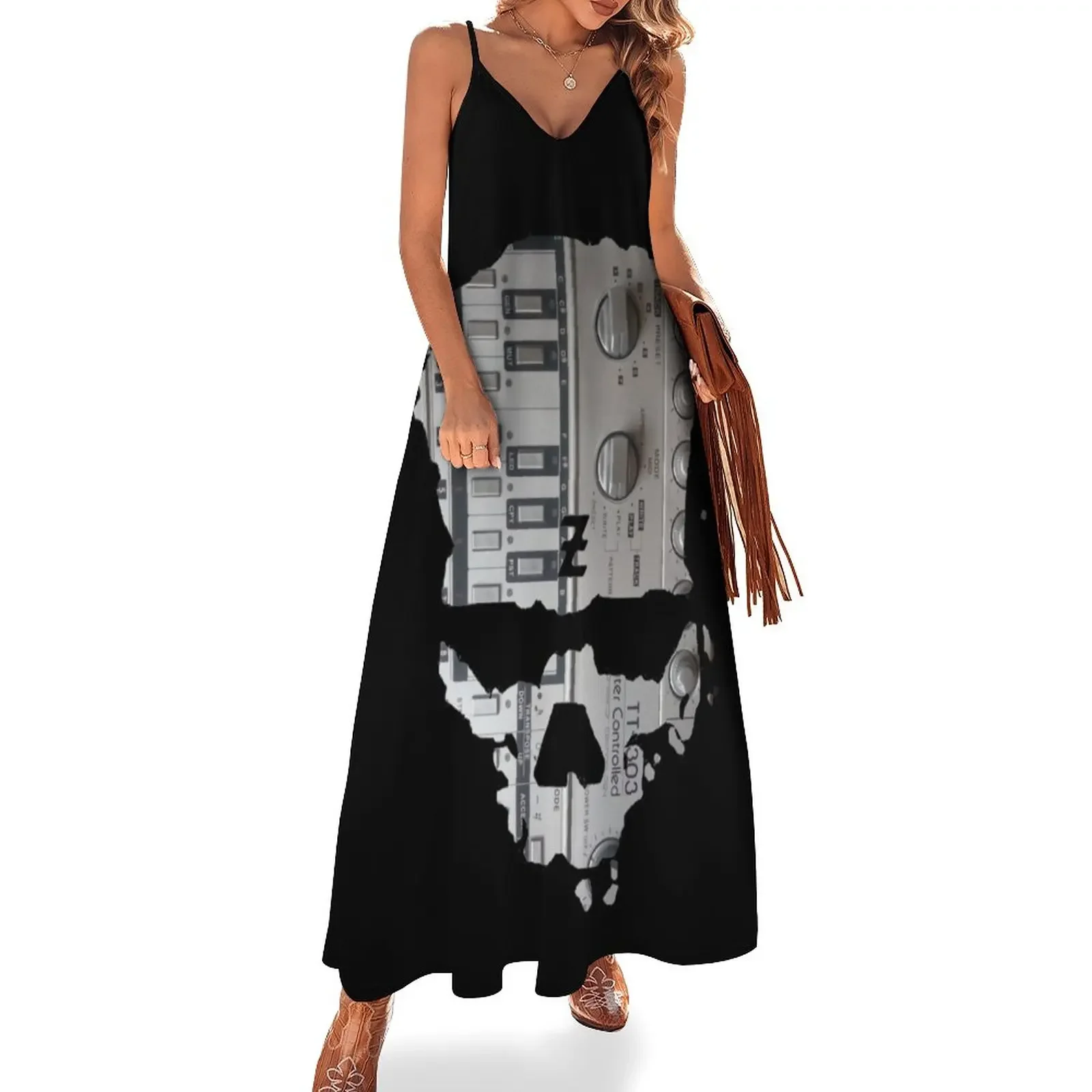 Large KaZaN 303 logo Sleeveless Dress Woman clothes dress summer Clothing beach outfits for women
Large KaZaN 303 logo Sleeveless Dress Woman clothes dress summer Clothing beach outfits for women