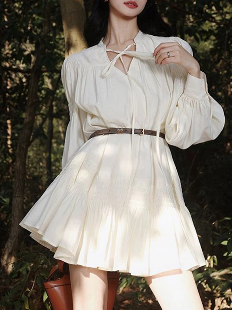 White Short Dress Women Holiday Summer Long Sleeve Dresses Vintage Elegant V Neck Dress Female Casual Loose Lace-Up Vestidos
White Short Dress Women Holiday Summer Long Sleeve Dresses Vintage Elegant V Neck Dress Female Casual Loose Lace-Up Vestidos
