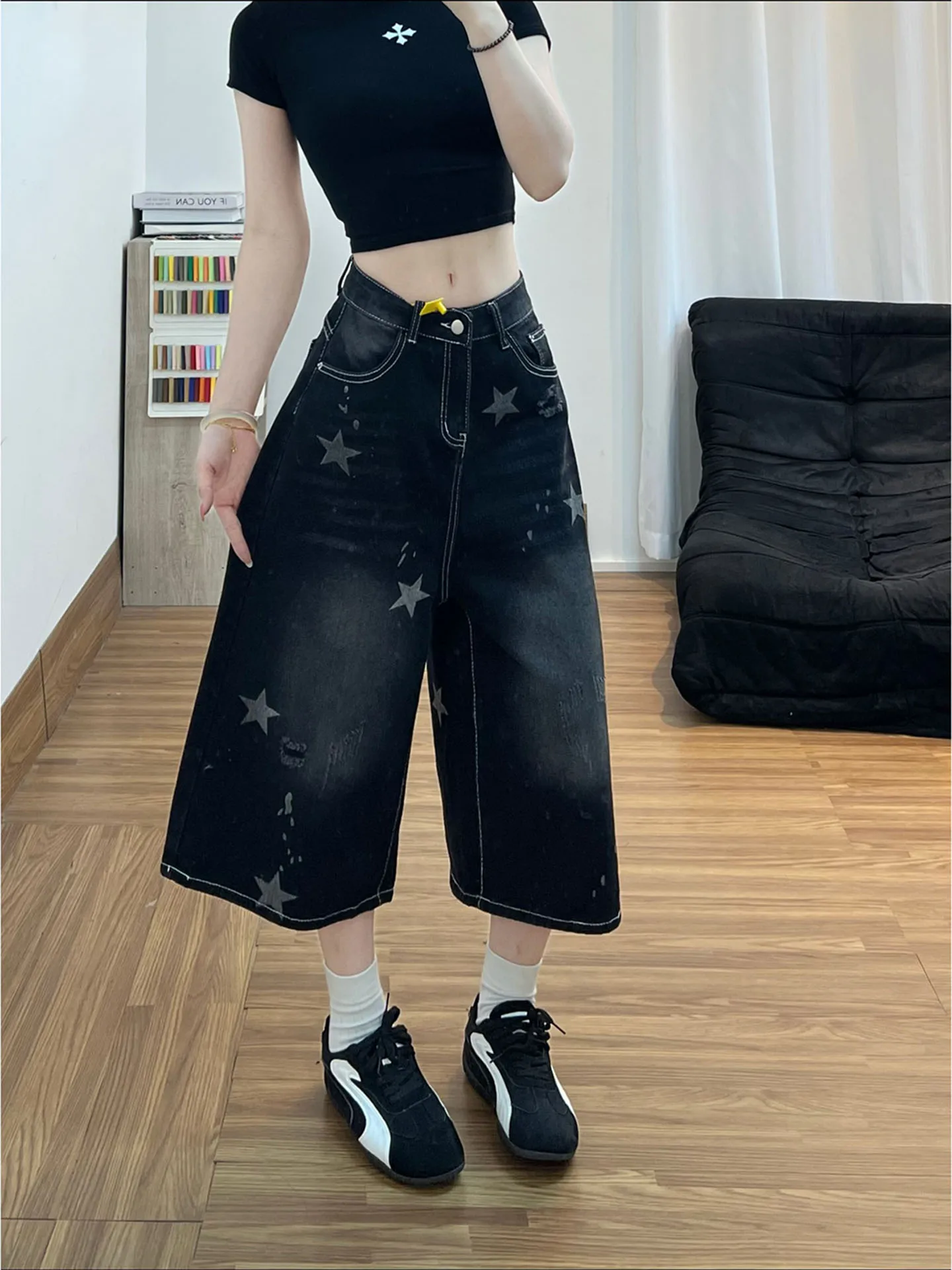 High Waist Wide Leg Jeans Shorts Women's Summer Loose Fit Star Print Washed Denim Casual Versatile Four Seasons High Waist
High Waist Wide Leg Jeans Shorts Women's Summer Loose Fit Star Print Washed Denim Casual Versatile Four Seasons High Waist
