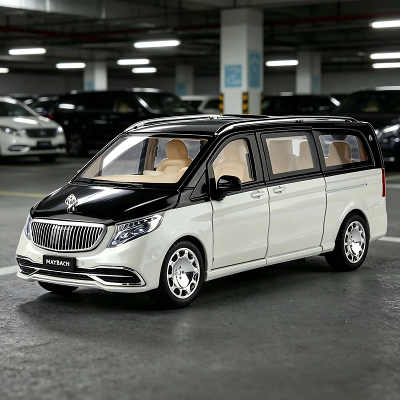 1:24 Mercedes Benz Maybach VS680 alloy model doors and the front hood and trunk door can also be opened rich details
1:24 Mercedes Benz Maybach VS680 alloy model doors and the front hood and trunk door can also be opened rich details