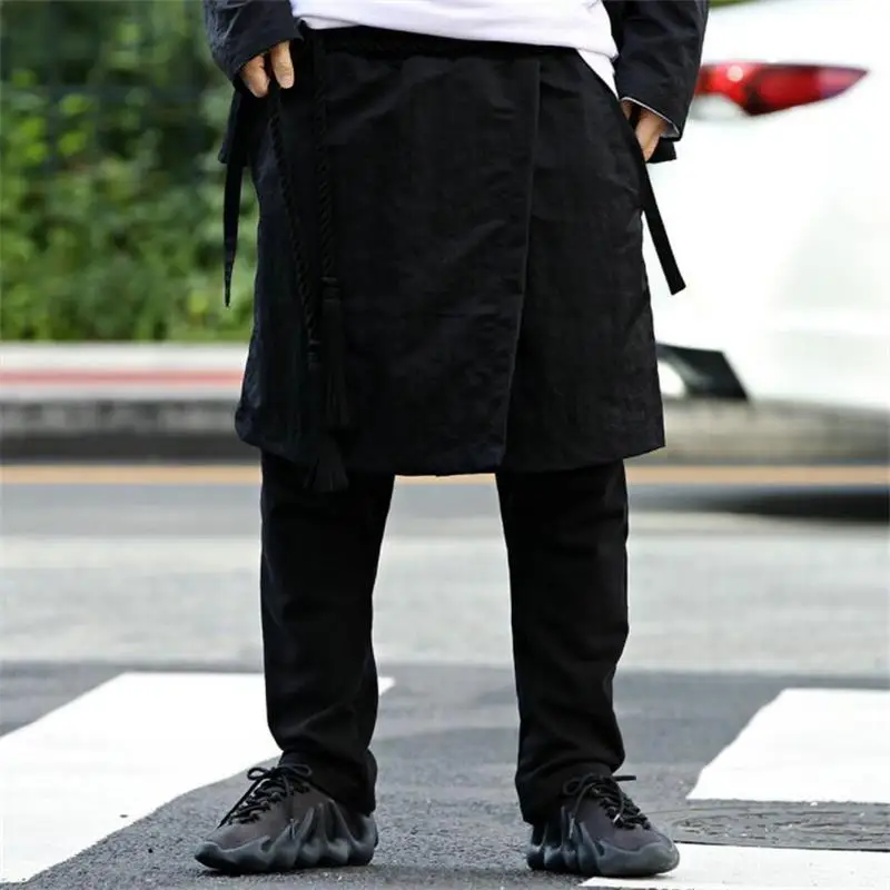 Men's Fake Two-Piece Casual Pants Korea Fashion Brand New Solid Color Fake Two-Piece Fitness Loose Fashion Bottomed Skirt Pants
Men's Fake Two-Piece Casual Pants Korea Fashion Brand New Solid Color Fake Two-Piece Fitness Loose Fashion Bottomed Skirt Pants